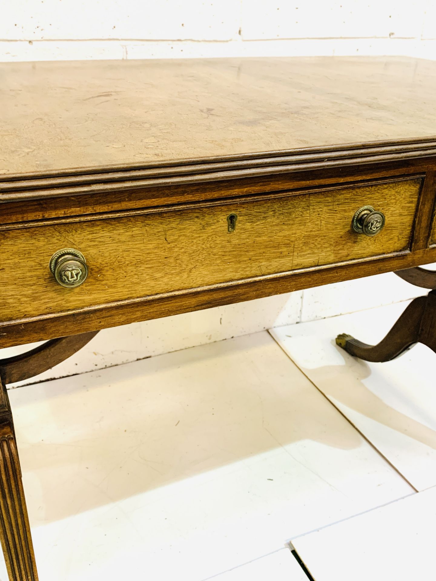 Mahogany sofa table - Image 2 of 4