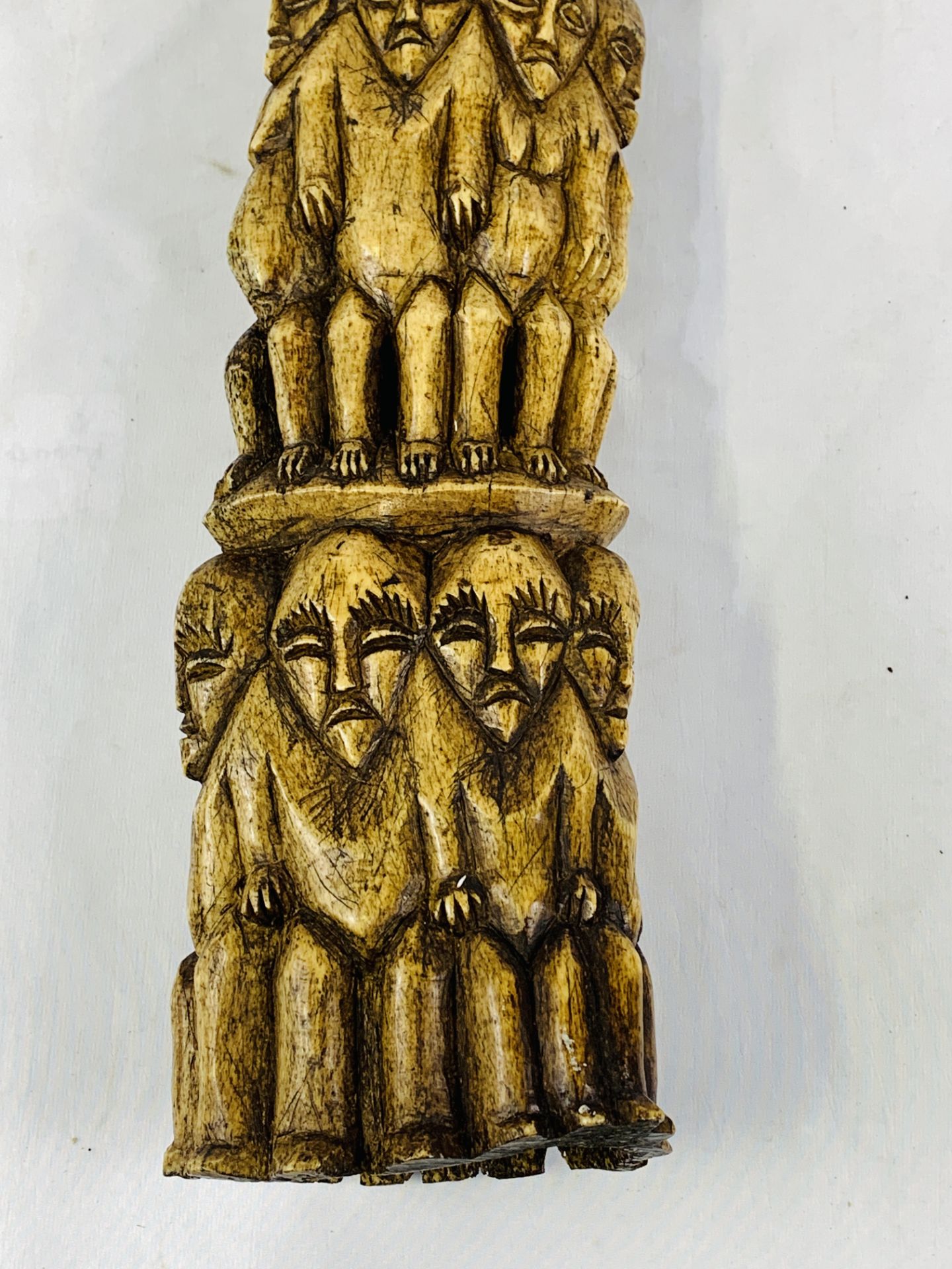 Large ethnic carved bone - Image 3 of 4