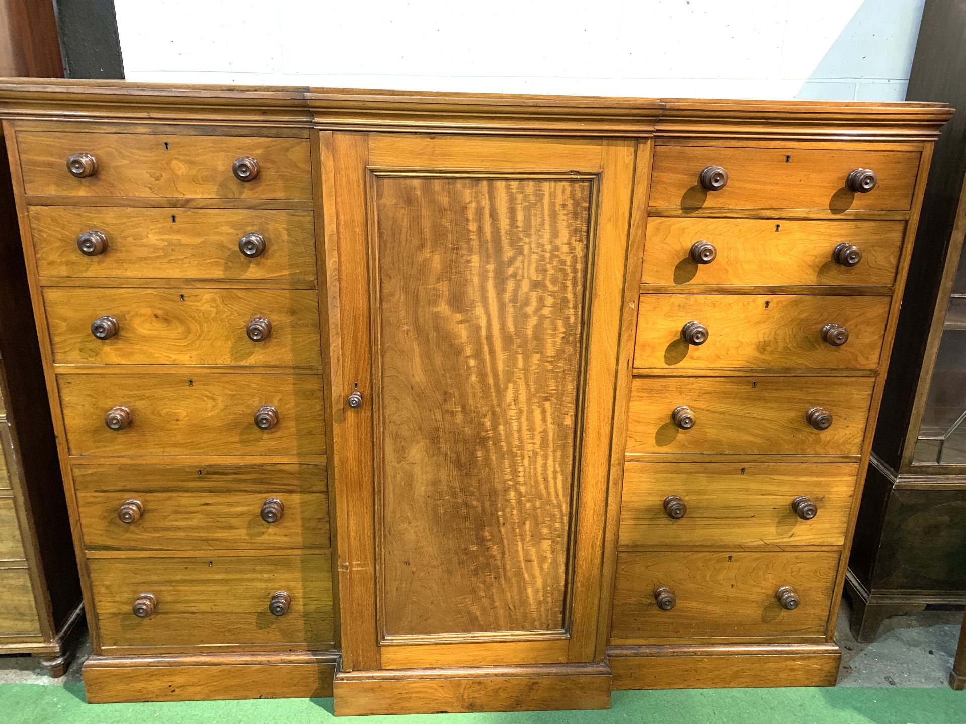 Victorian mahogany chest of drawers cum linen press.