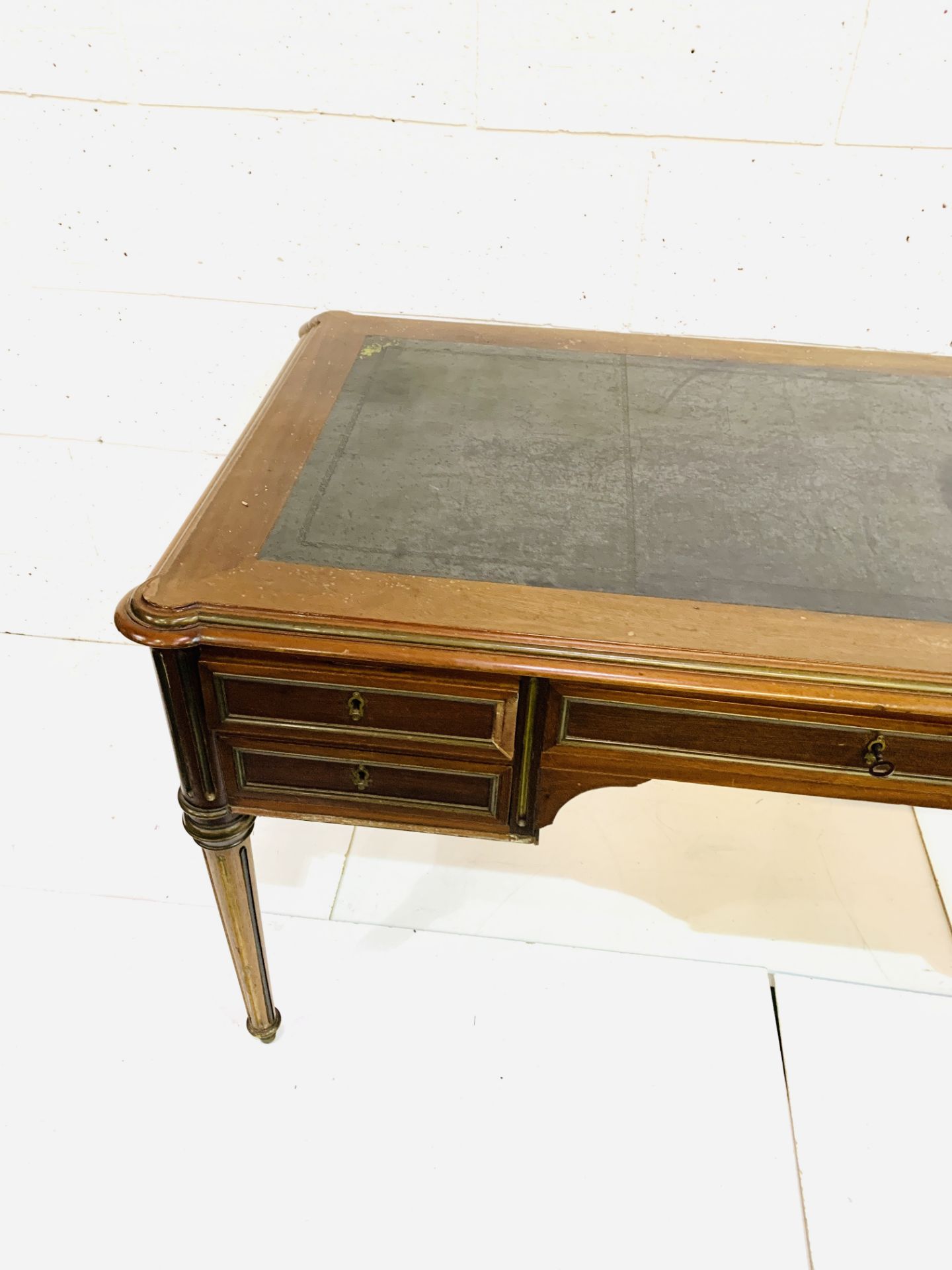 Edwardian mahogany desk - Image 11 of 11