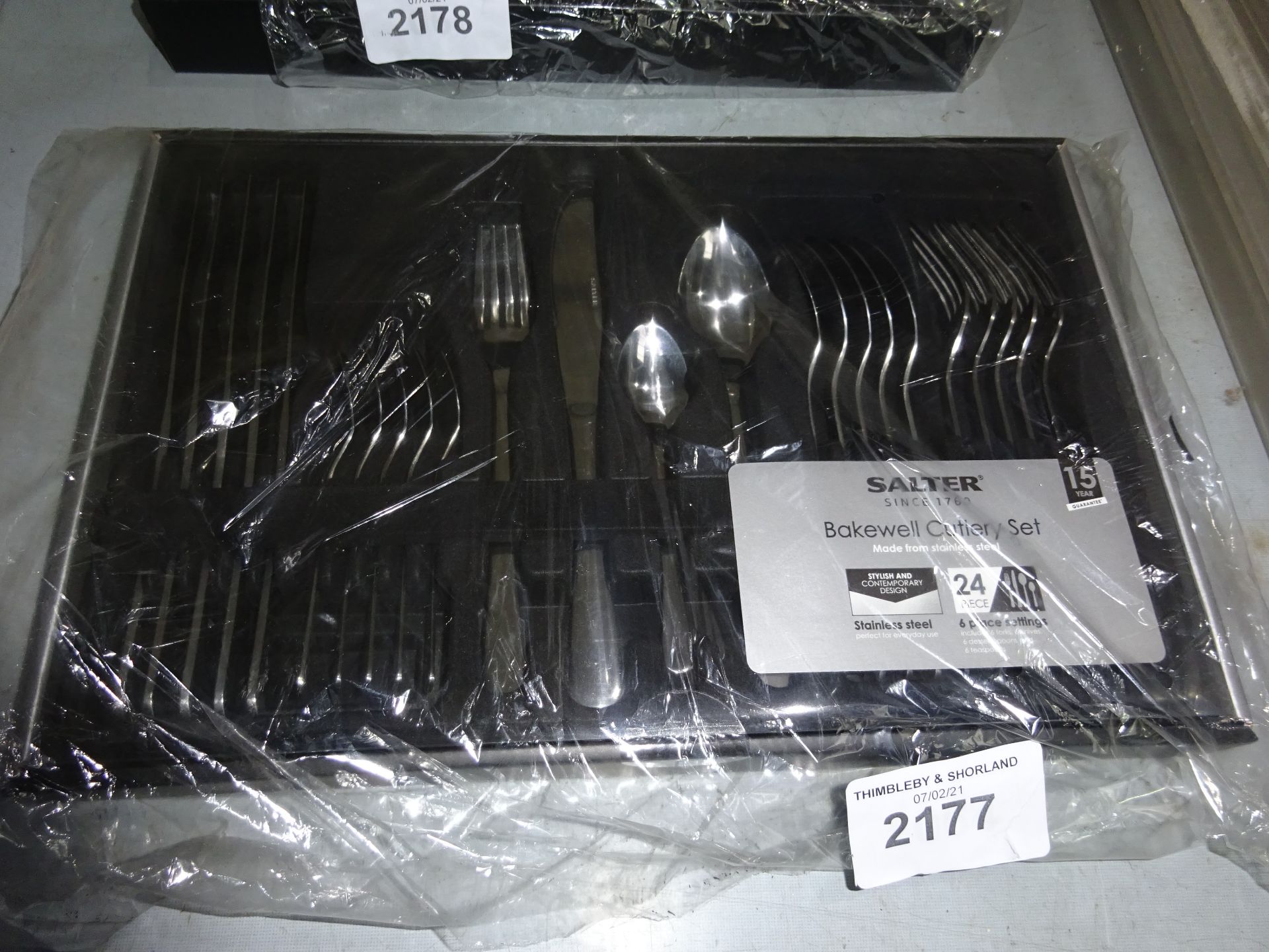 New Salter Bakewell 24pc cutlery set.