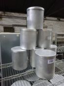 6 aluminium ingredient containers with lids