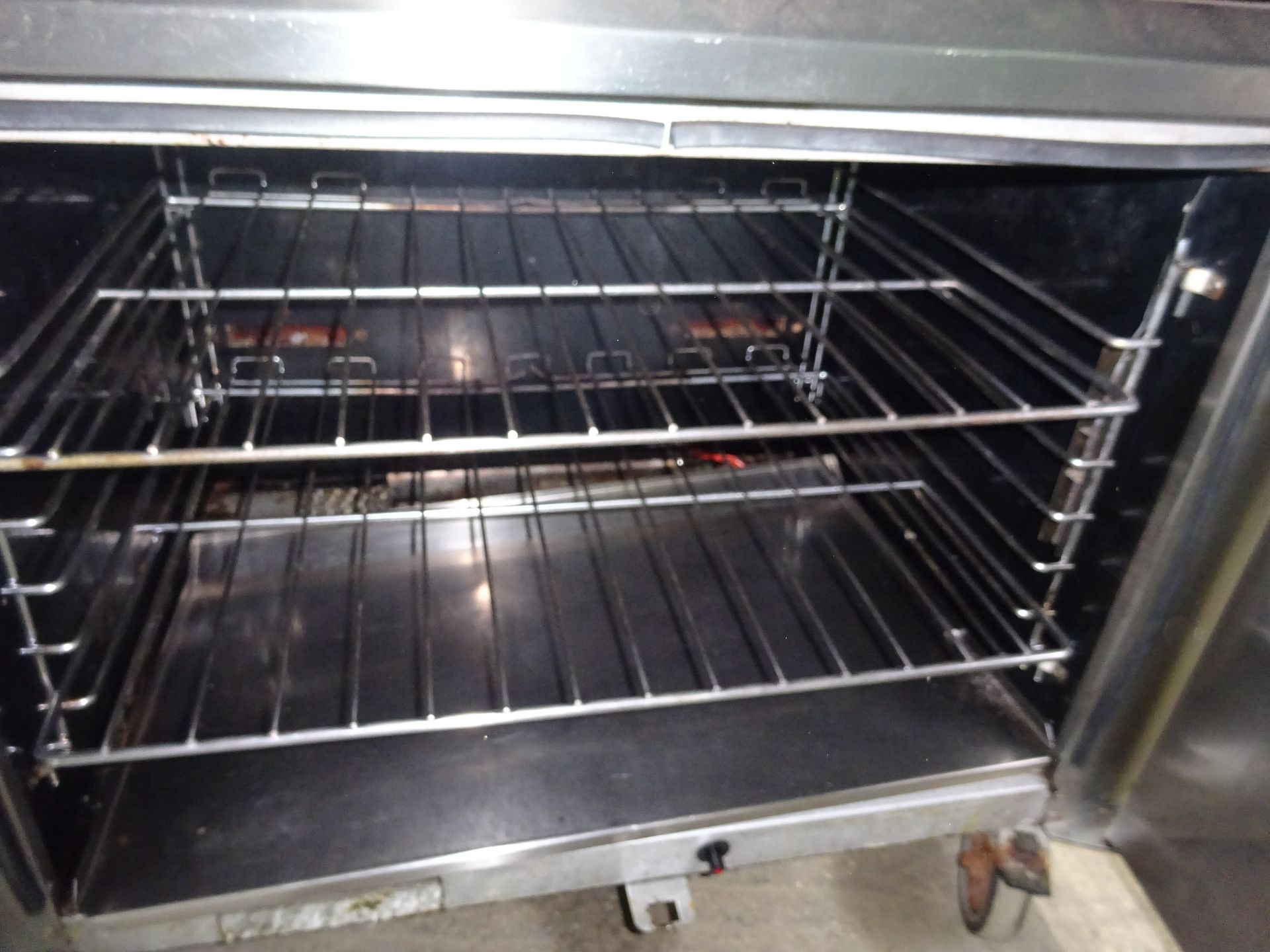 Moorwood Vulcan natural gas 6 burner oven on castors, width 60cms, depth 67cms and height 84cms. - Image 4 of 5