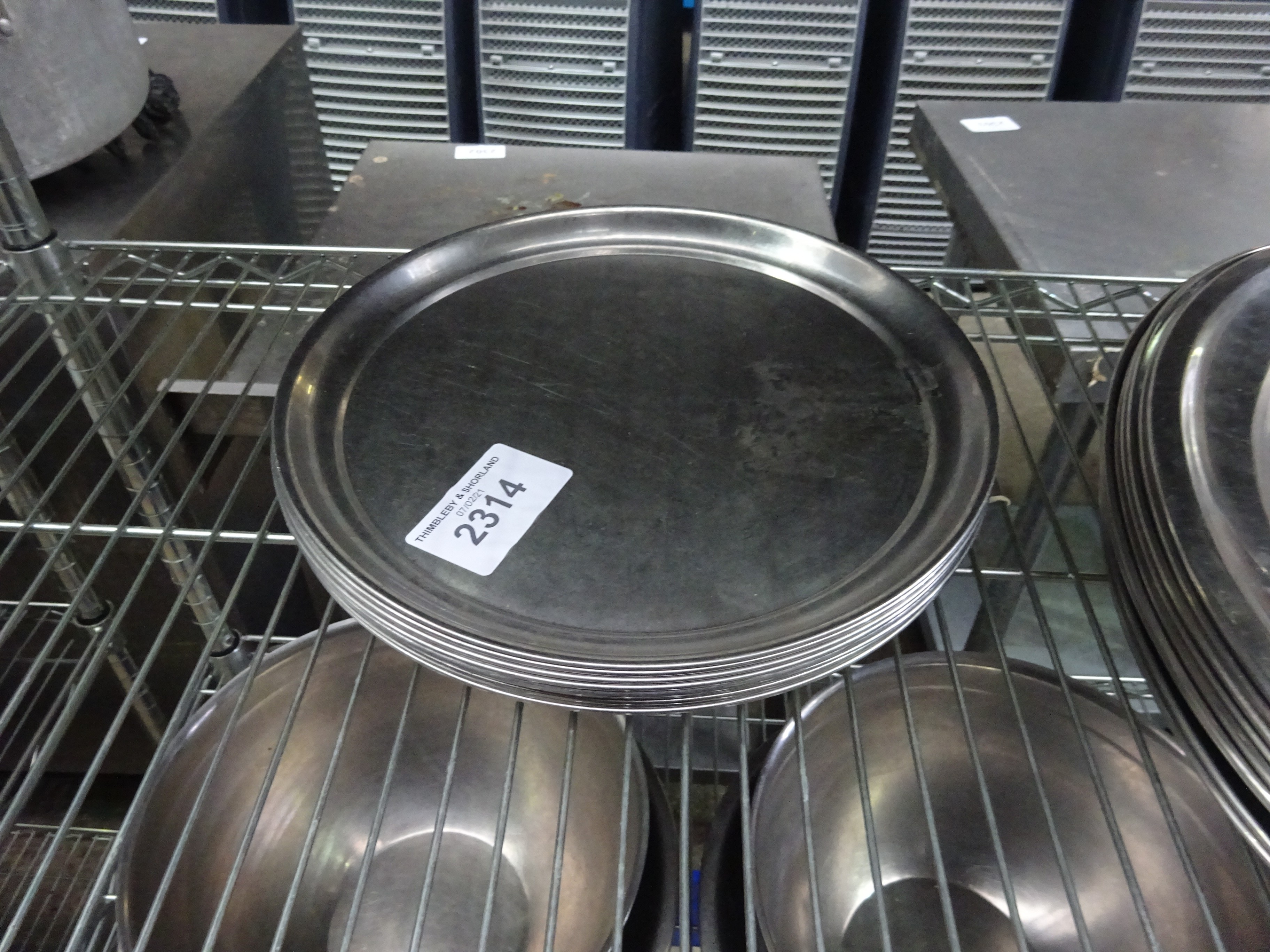 11 no Stainless steel serving trays