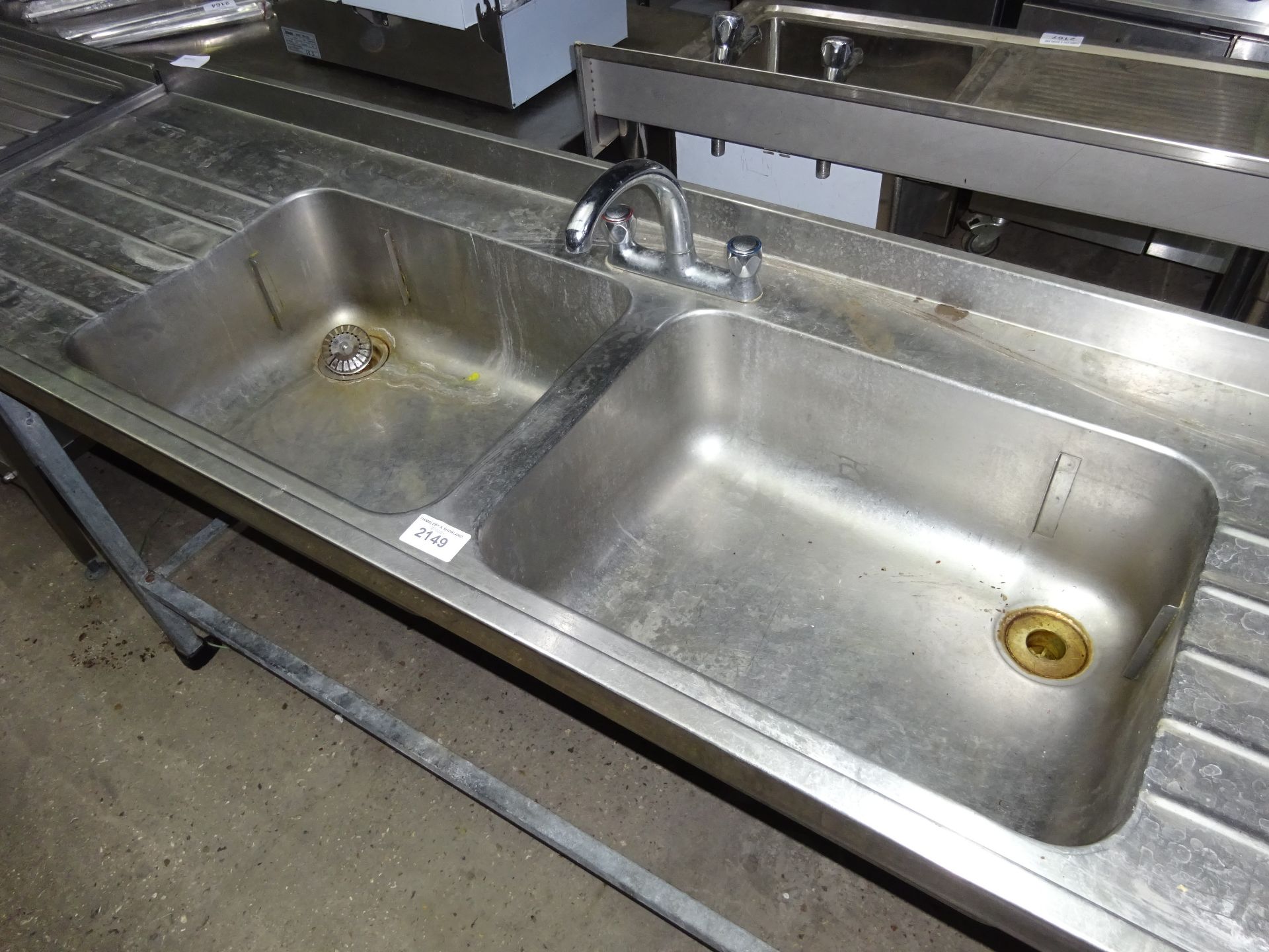 Stainless steel double bowl, double drainer with single tap set, - Image 2 of 2