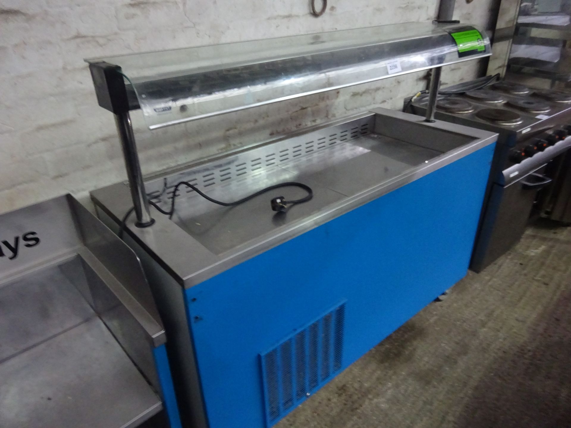 Moffat cold display unit 240v W: 150cms, D: 64cms, HL132cms