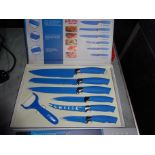 Coloured knife set, blue.