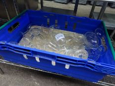 Quantity of glassware