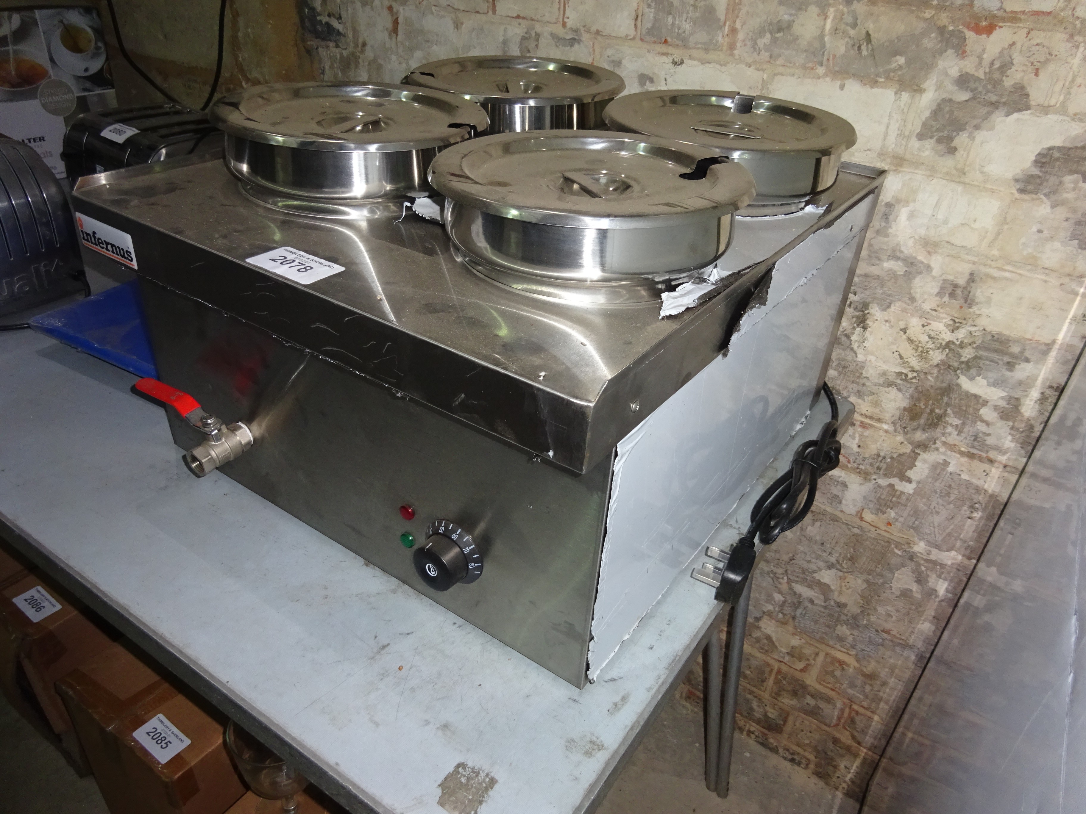Infernus WBS520 four pot wet bain marie with drain valve to front. - Image 2 of 2