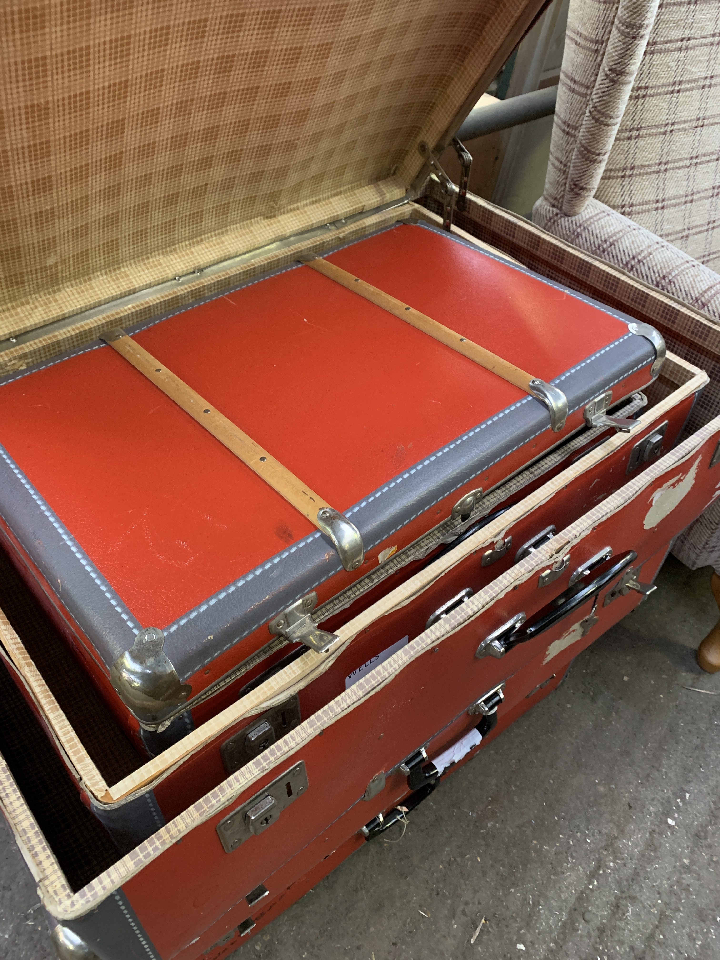 Two sets of three suitcases and another matching suitcase - Image 3 of 3