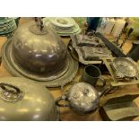 Large quantity of metal ware.