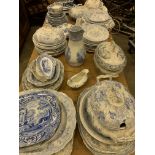 Very large quantity of Victorian blue and white china