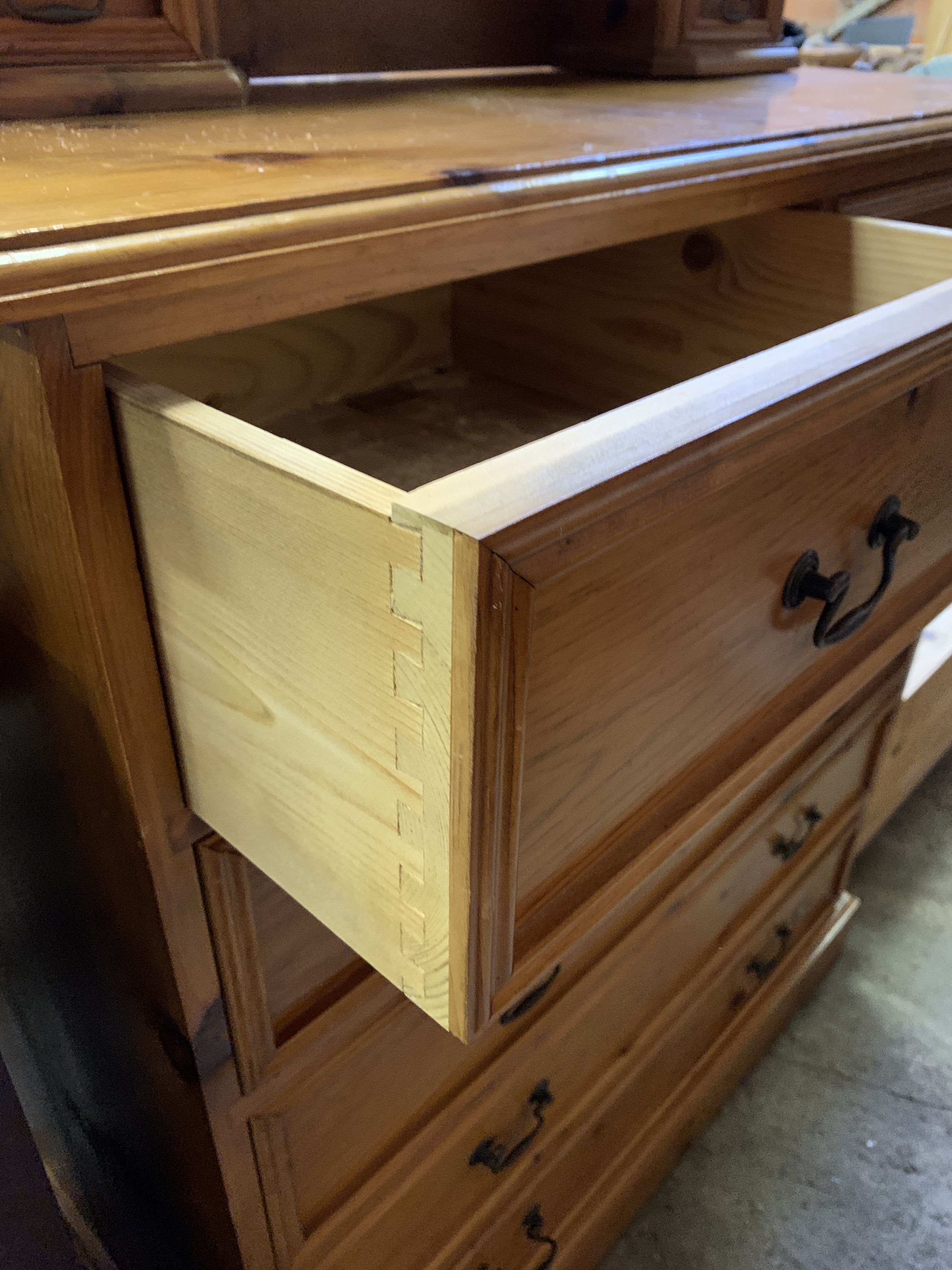 Pine chest of two over four drawers - Image 2 of 3