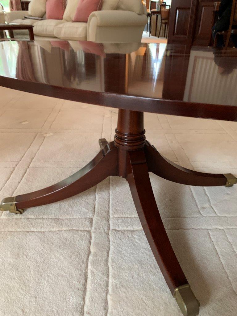 Mahogany oval top coffee table - Image 3 of 4