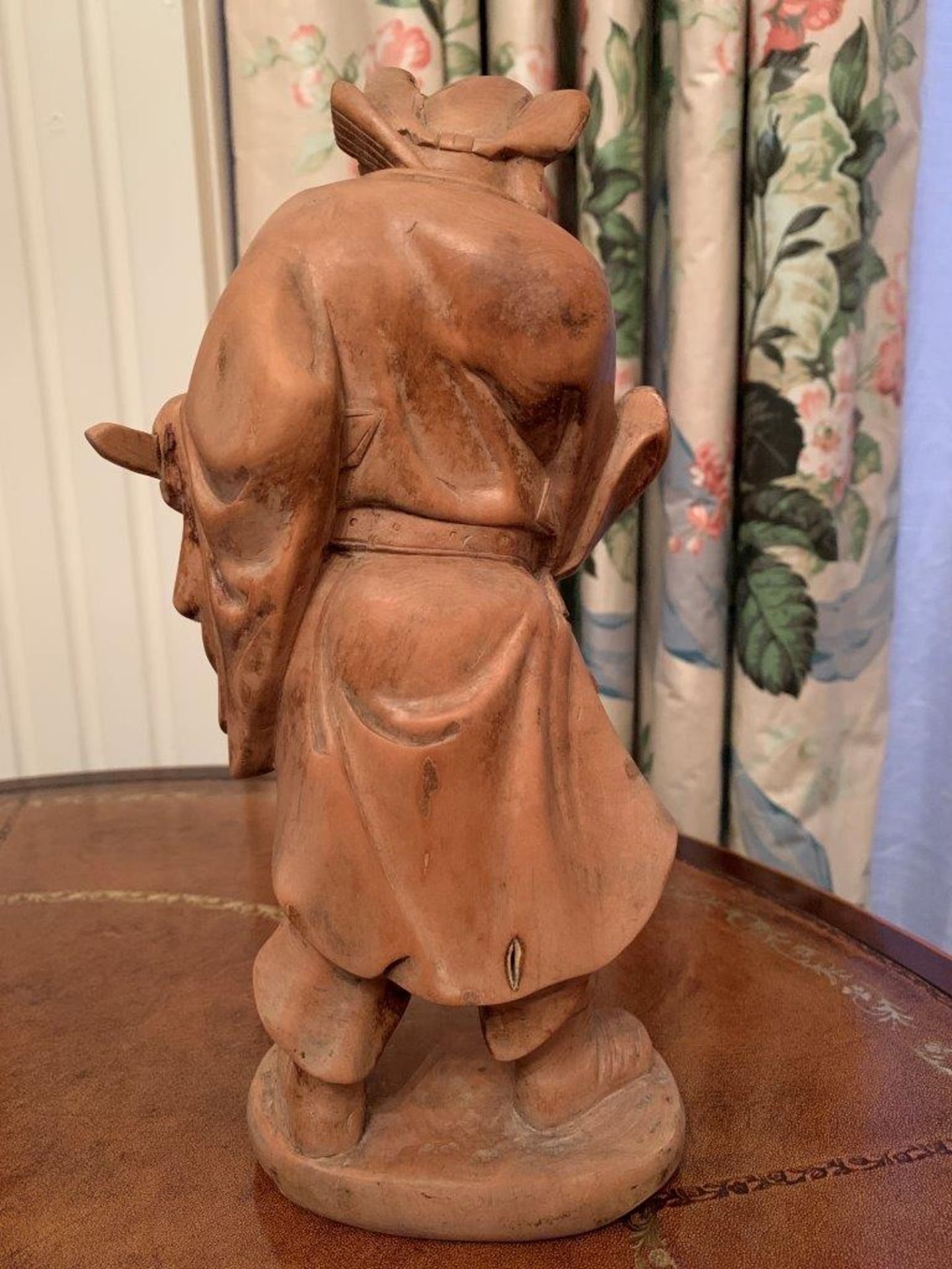 Wooden carving of a Samurai - Image 2 of 3