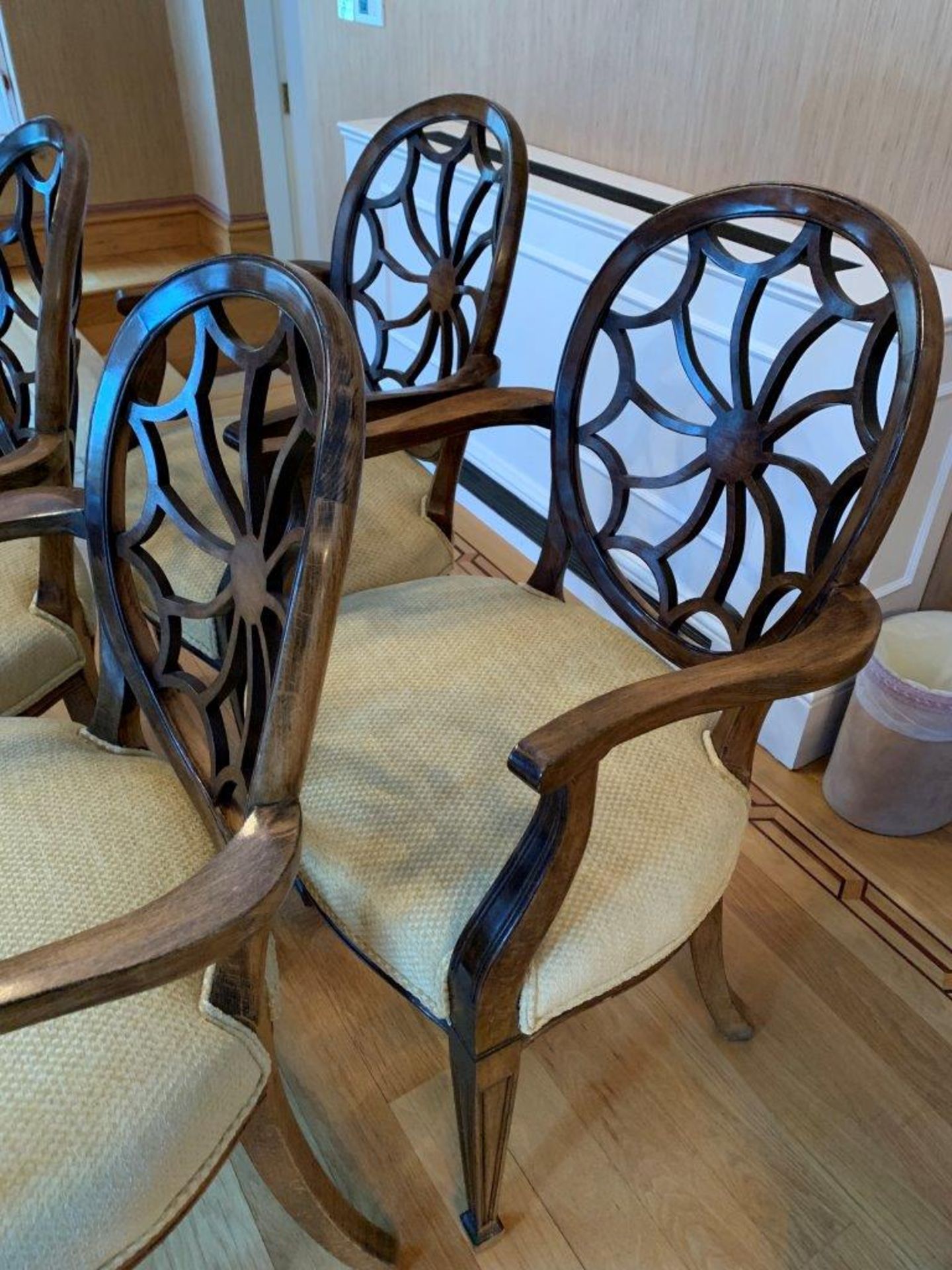 Set of four mahogany wheel back open arm chairs - Bild 3 aus 4