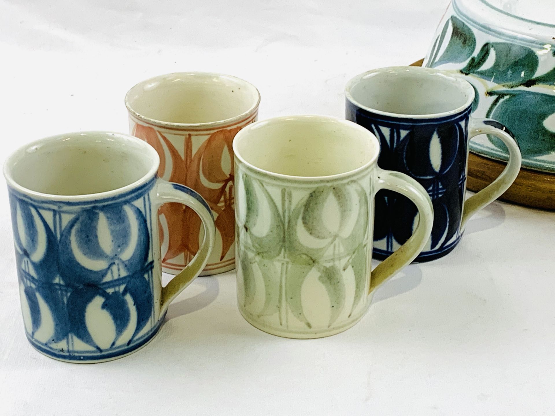 Aldermaston pottery: eight mugs and a cheese dish - Image 3 of 5