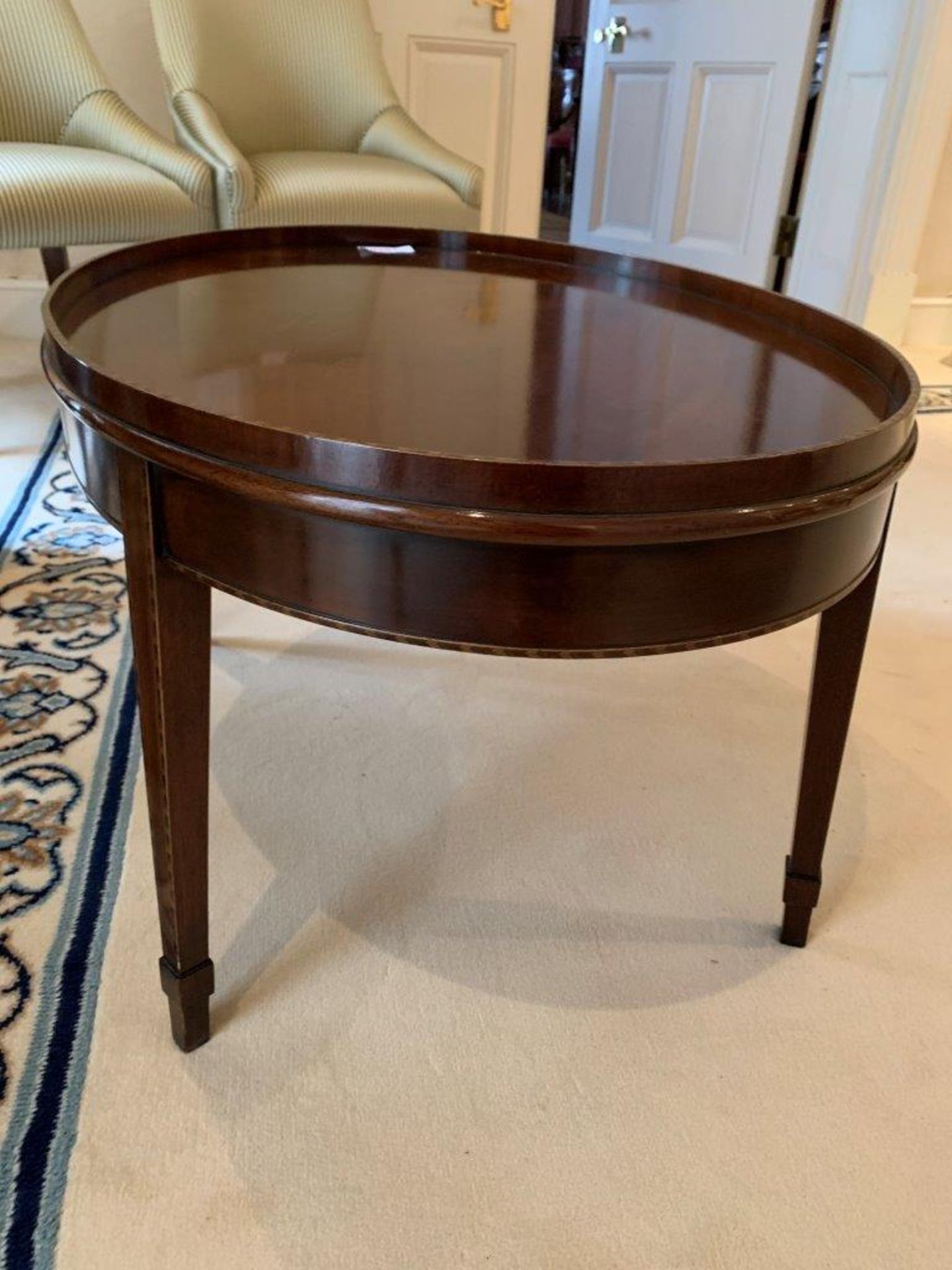 Mahogany Georgian style oval coffee table - Image 3 of 4