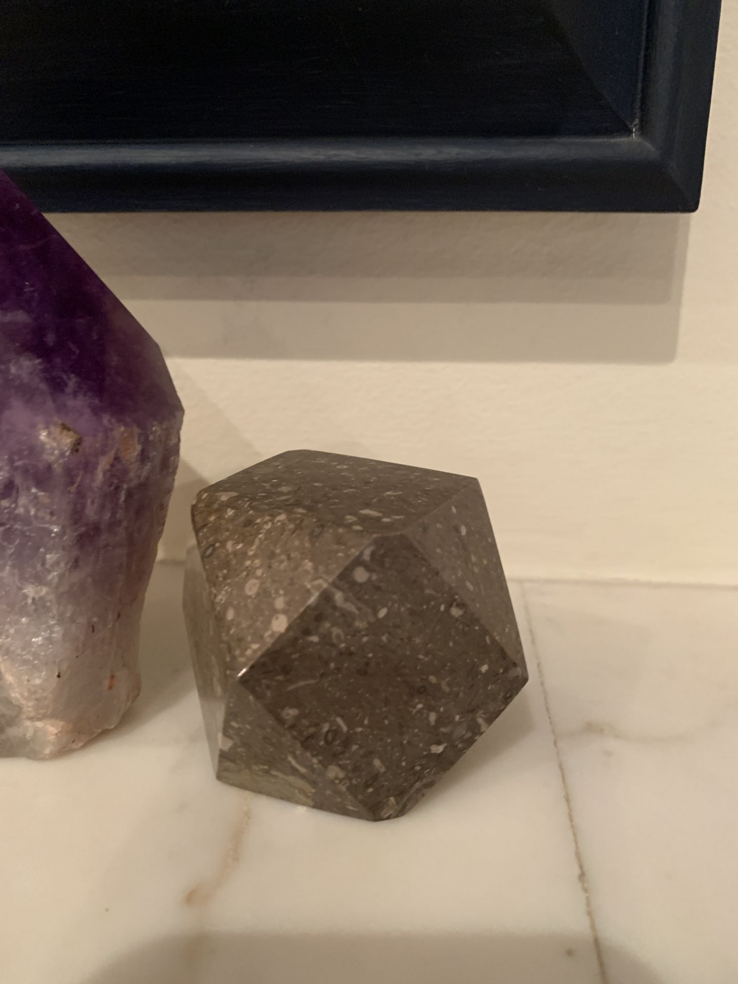A piece of amethyst and a piece of multi-faced brown marble - Image 2 of 2