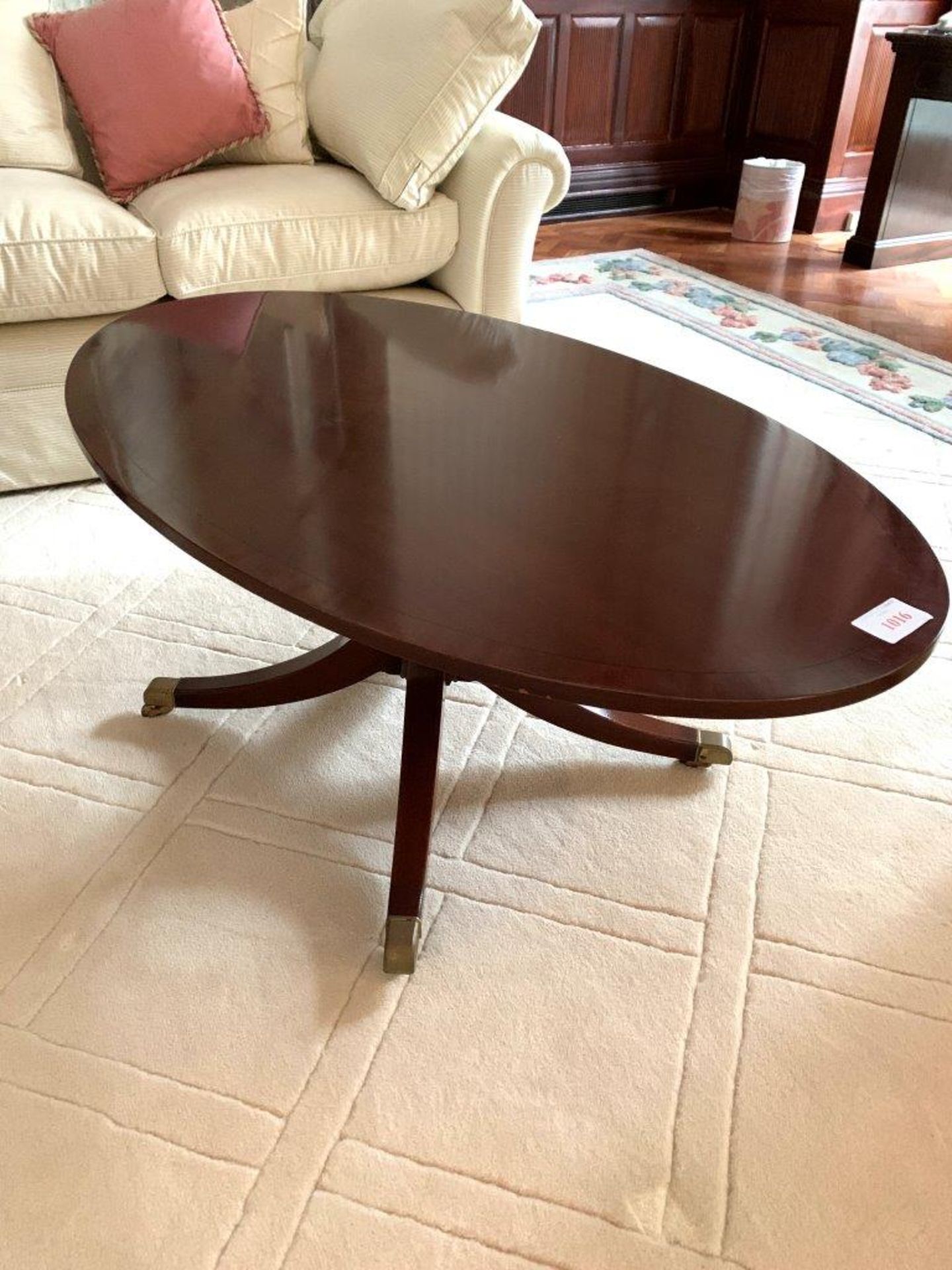 Mahogany oval top coffee table