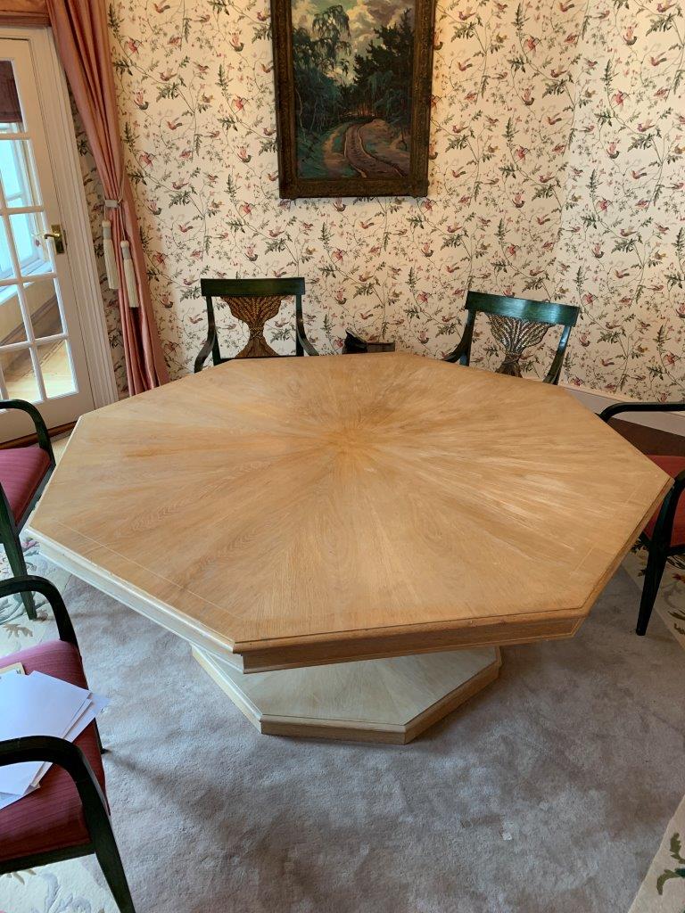 Large limed oak octagonal table - Image 4 of 5