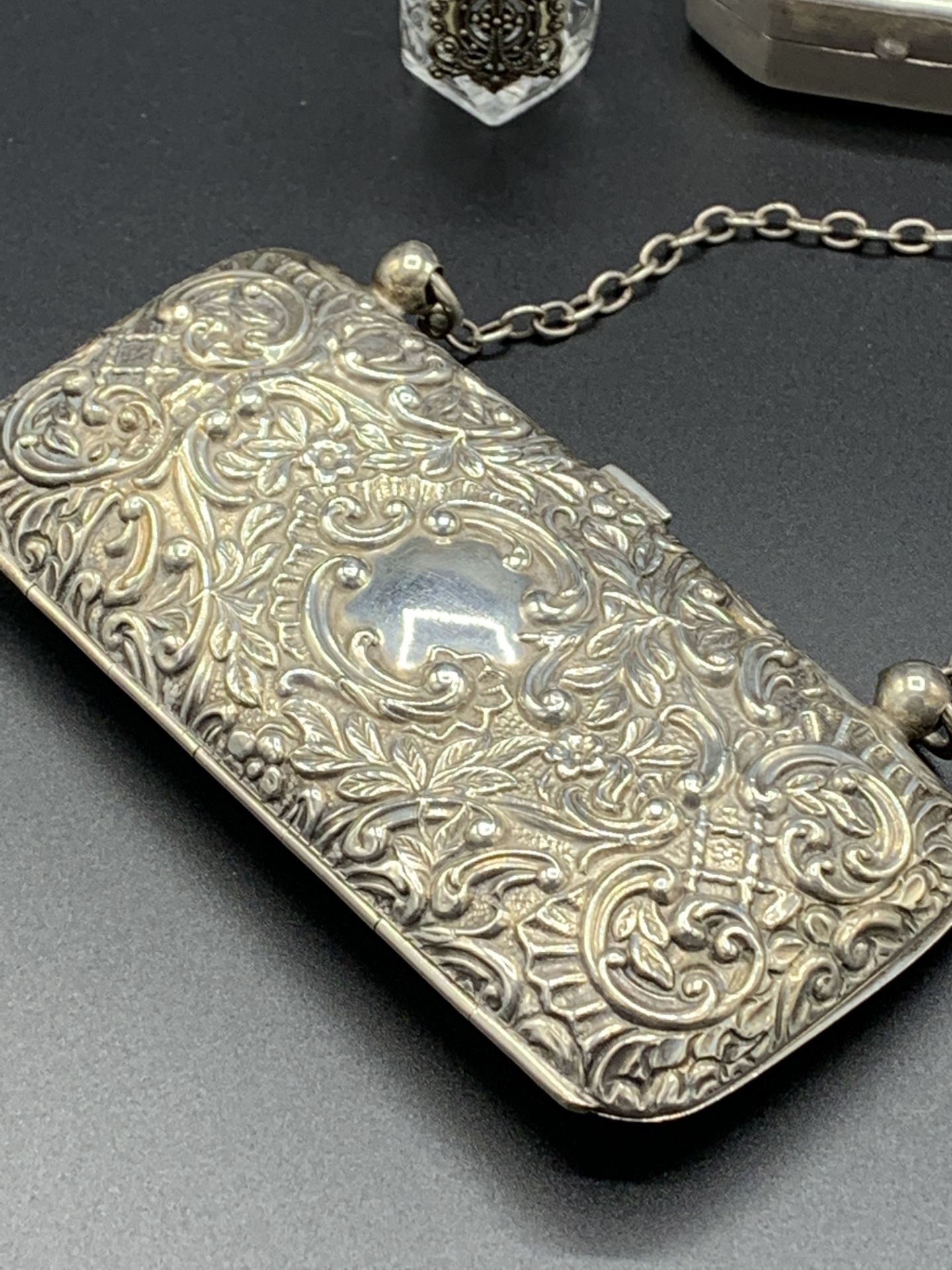 Two silver evening bags - Image 4 of 6