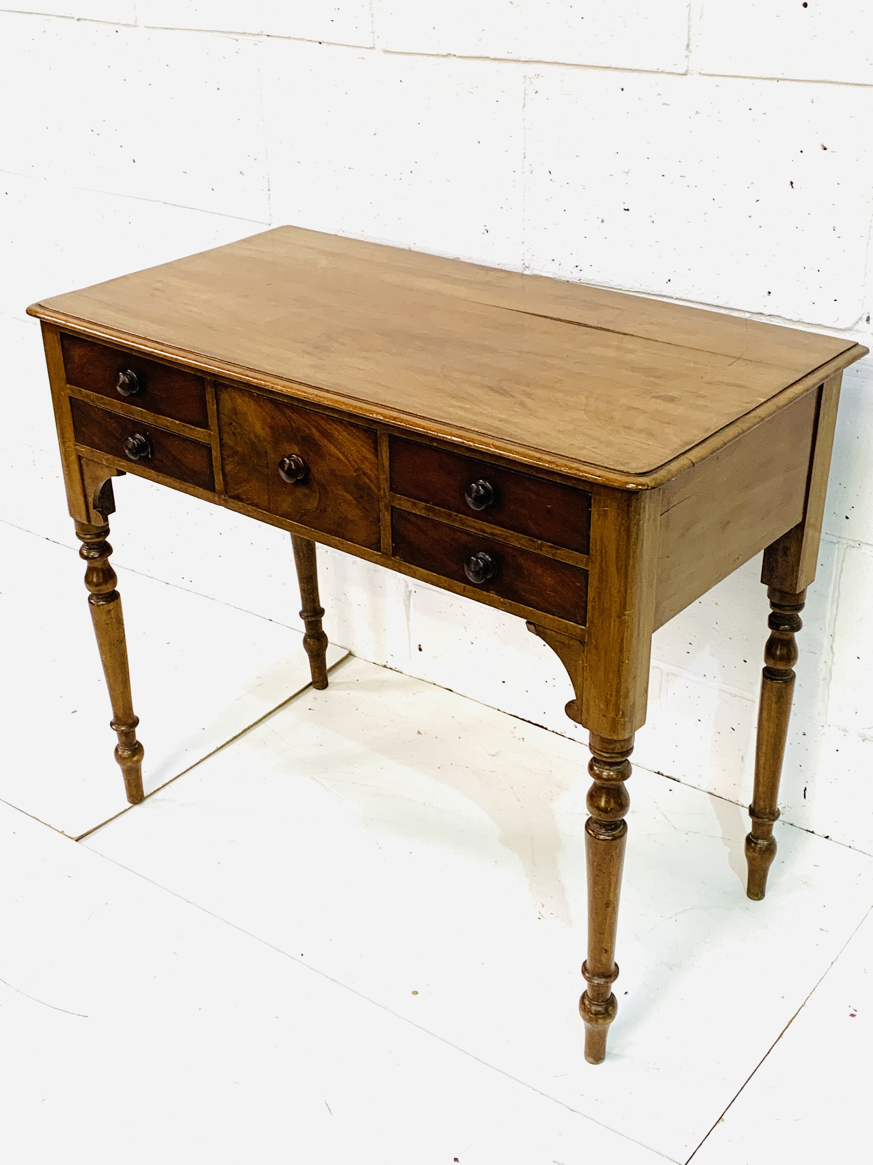 Victorian mahogany side table - Image 3 of 6