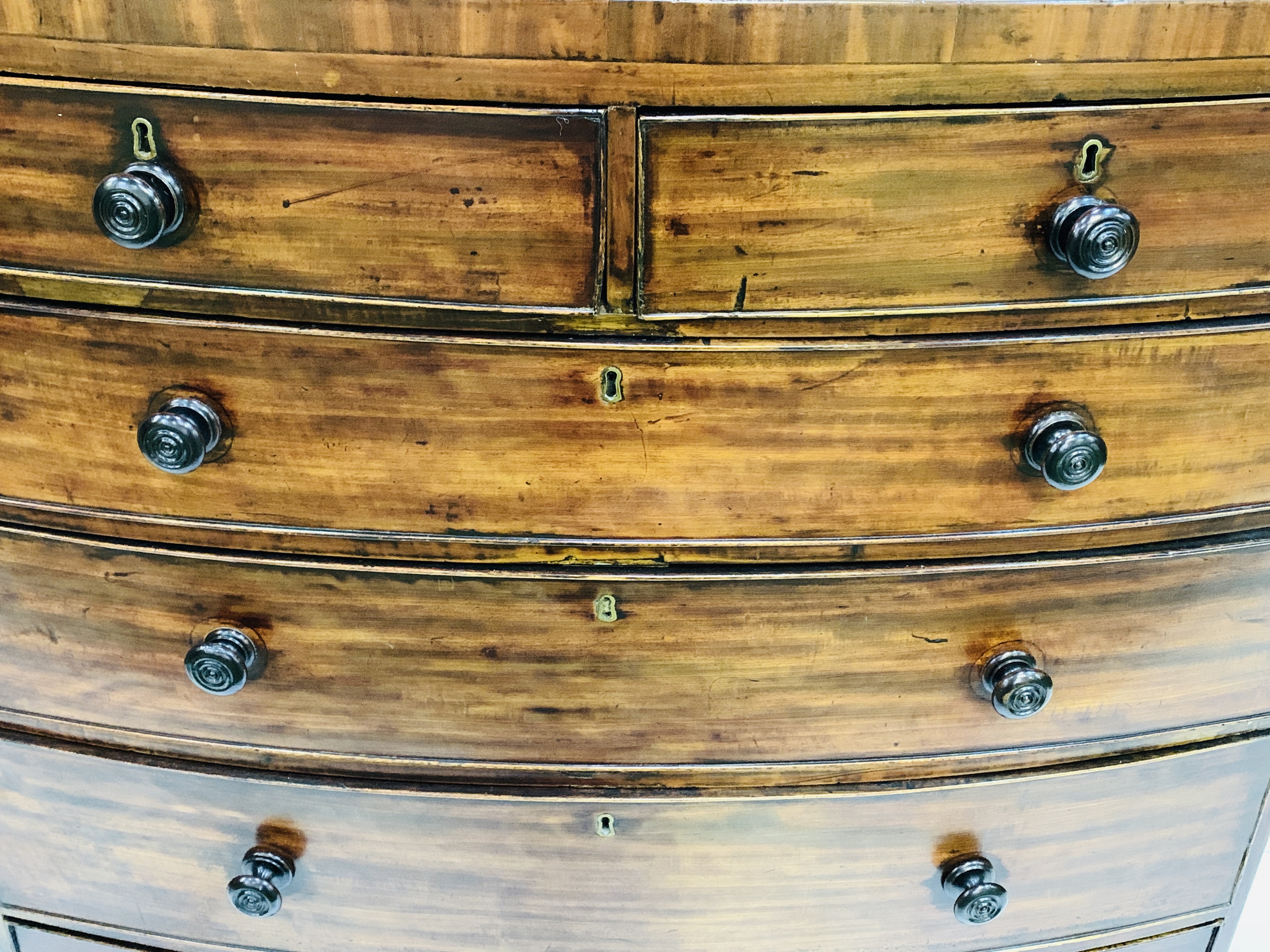 Early 19th Century mahogany bow-fronted chest of drawers - Image 8 of 8