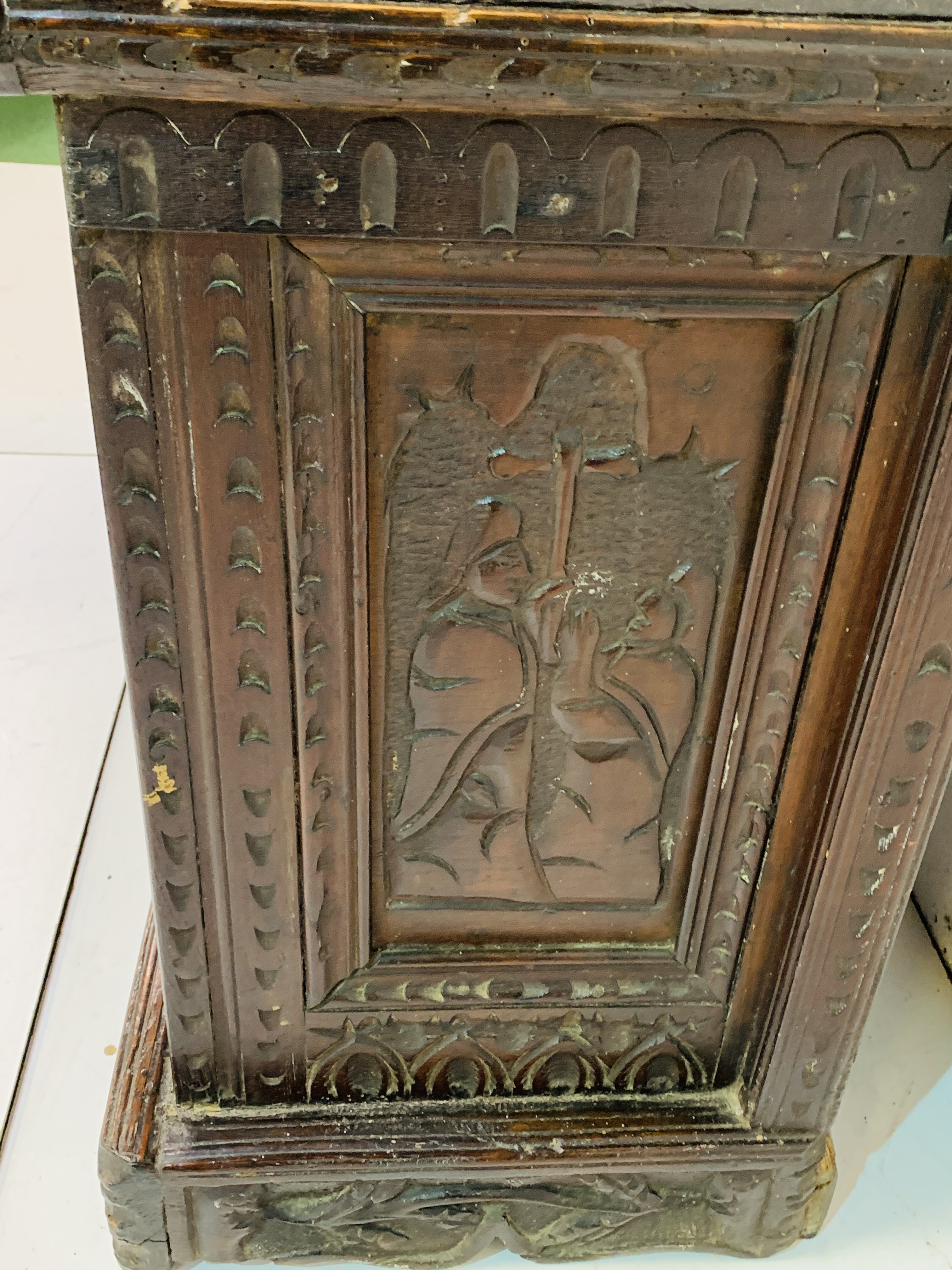 Heavily carved longcase clock - Image 8 of 20