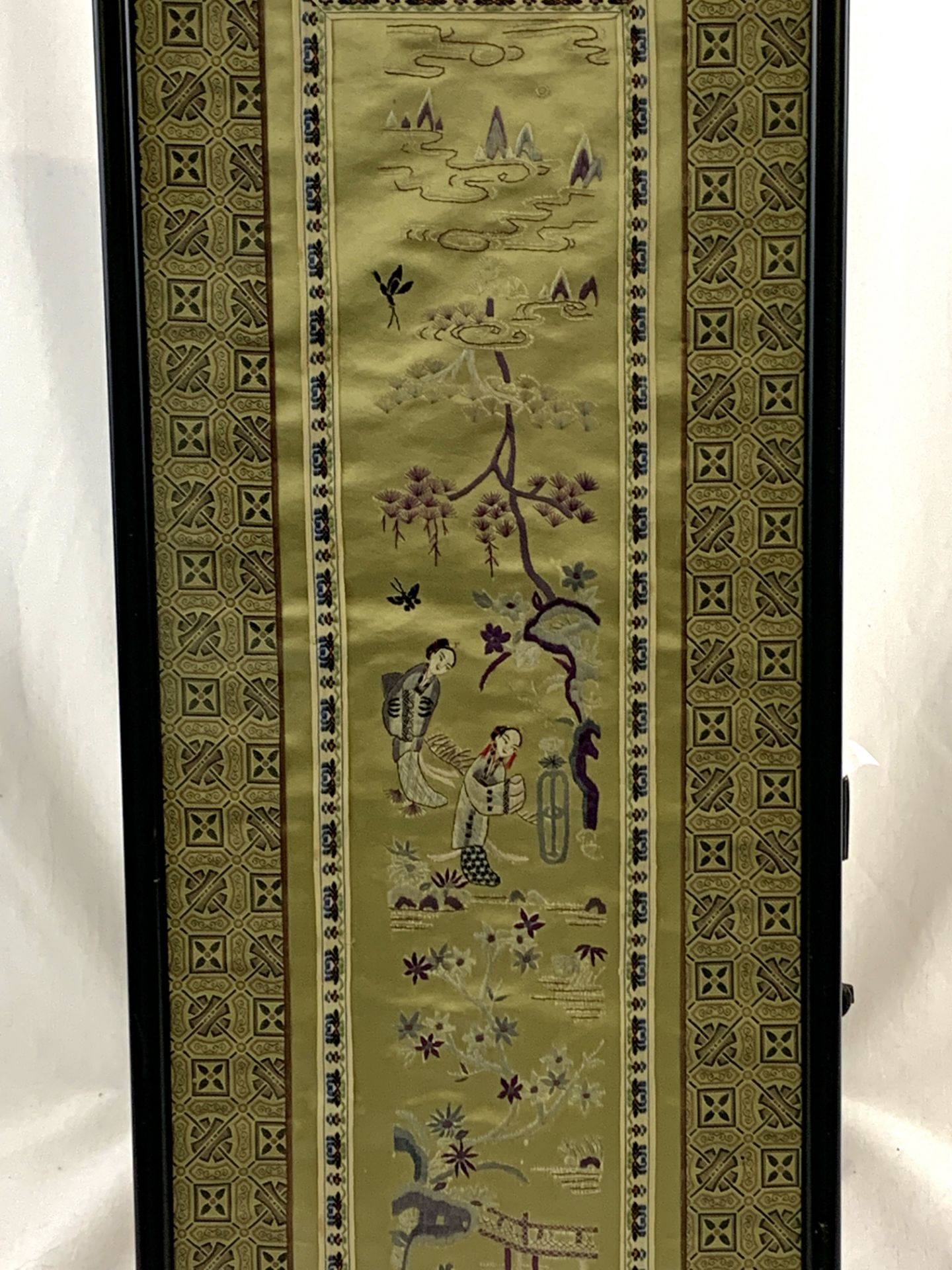 Framed and glazed Oriental embroidery on silk - Image 2 of 2