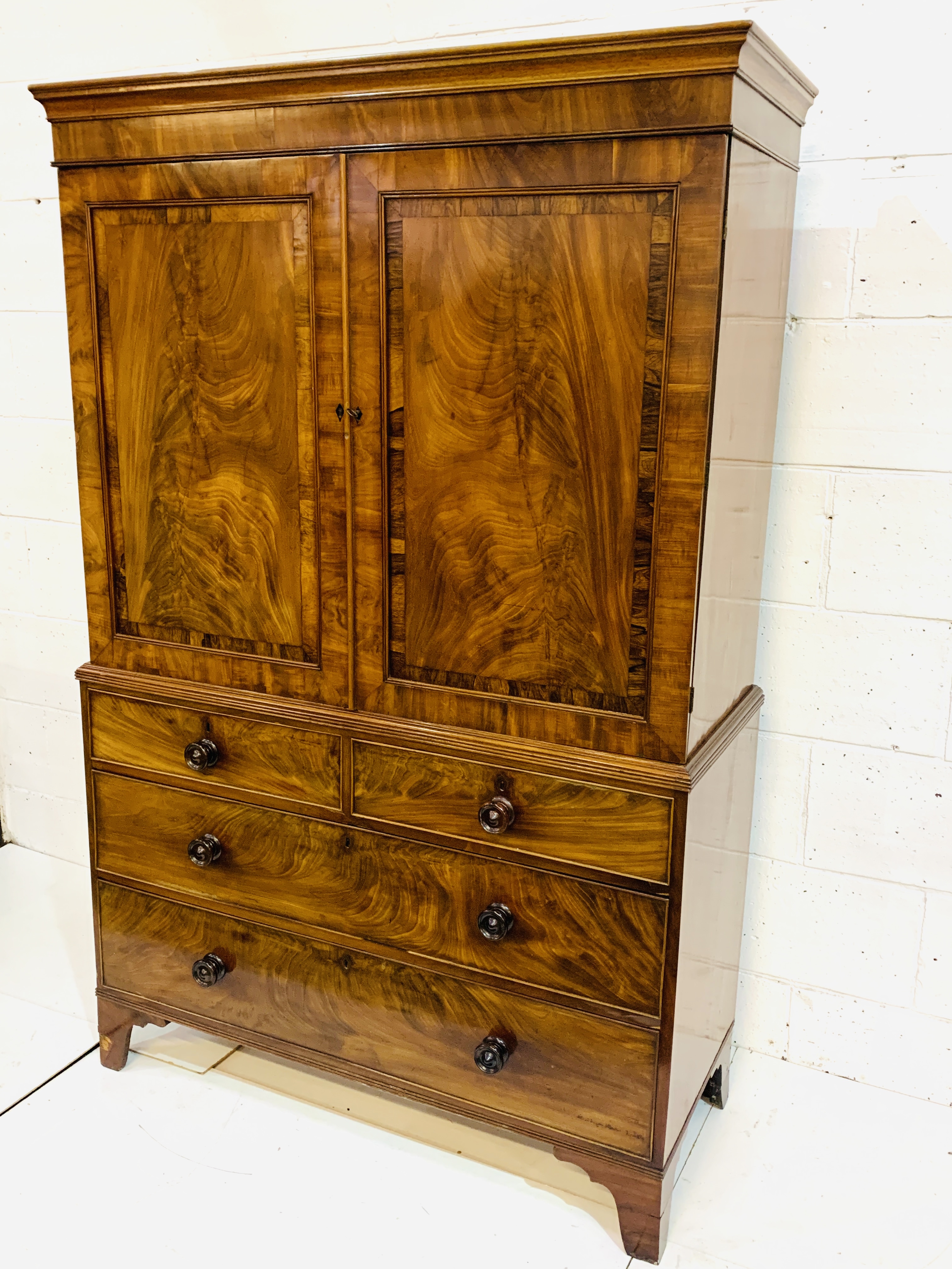 Victorian flame mahogany linen press - Image 3 of 5