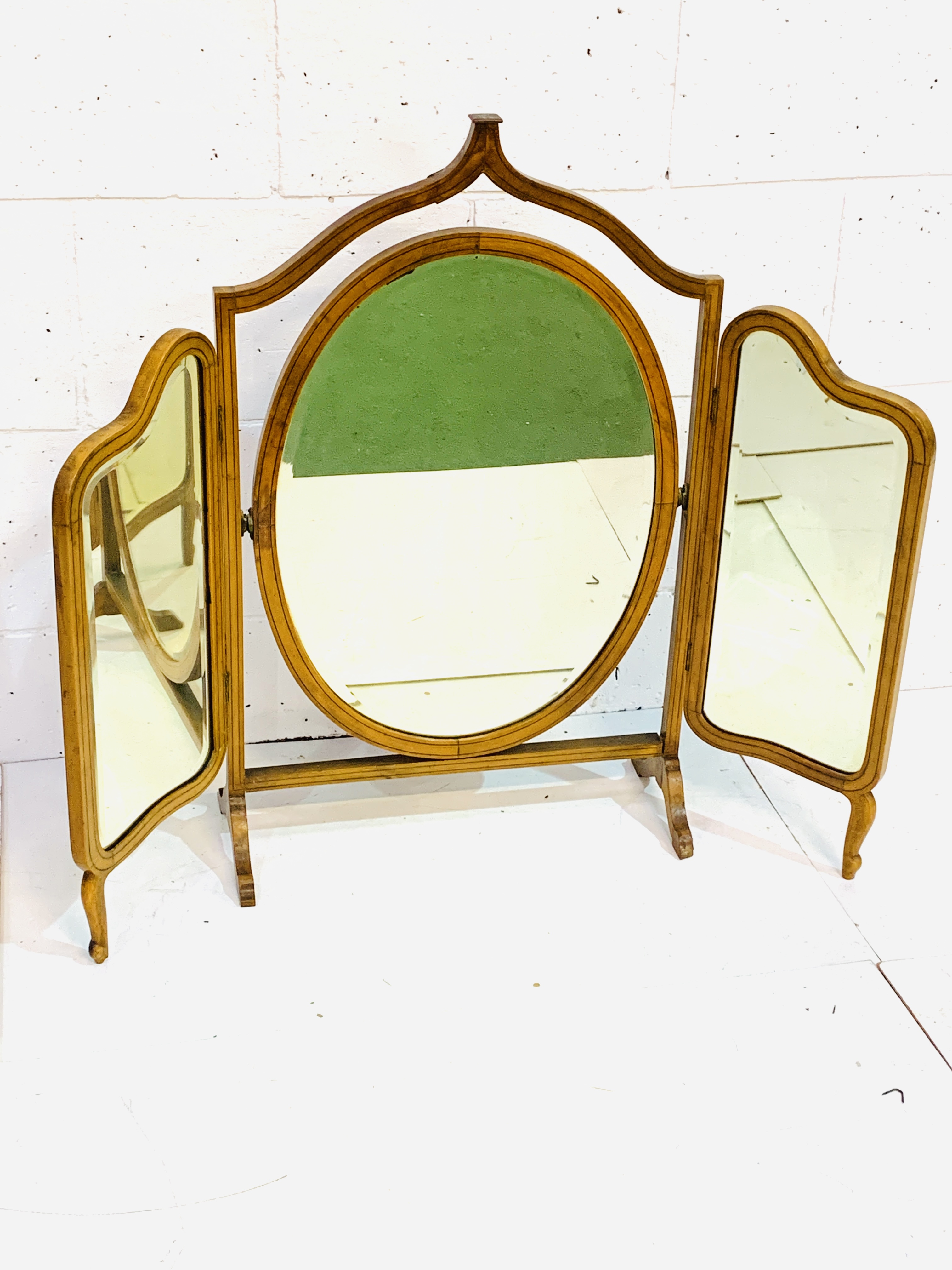 Mahogany framed triple toilet mirror - Image 6 of 6