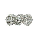 18ct gold and diamond clip brooch, centre stone approximately 1.3ct
