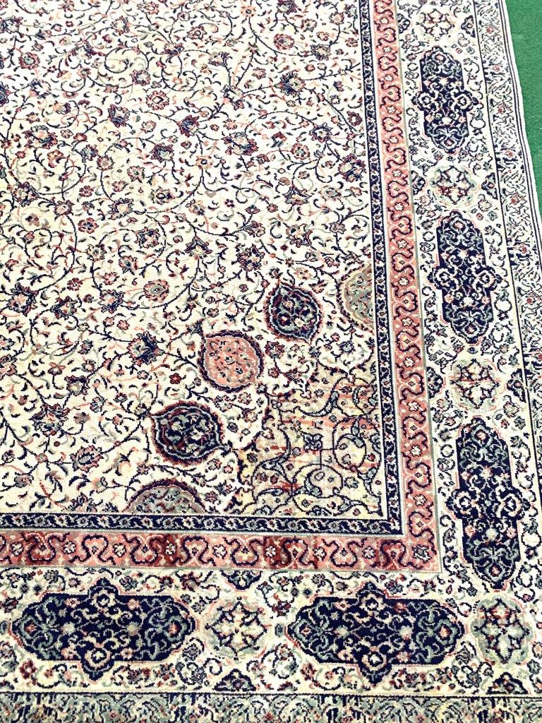 Camel ground carpet - Image 4 of 5