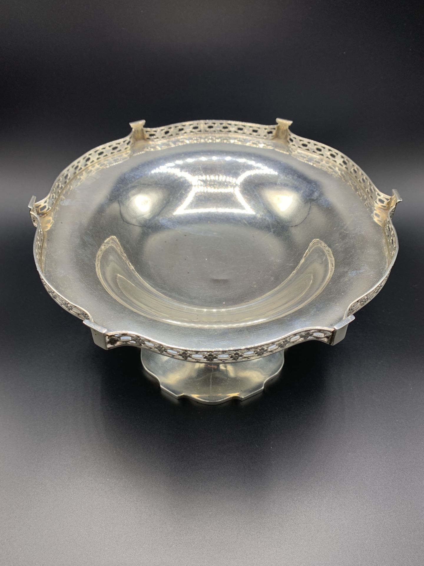 Sterling silver pierced gallery fruit bowl/centerpiece - Image 6 of 6