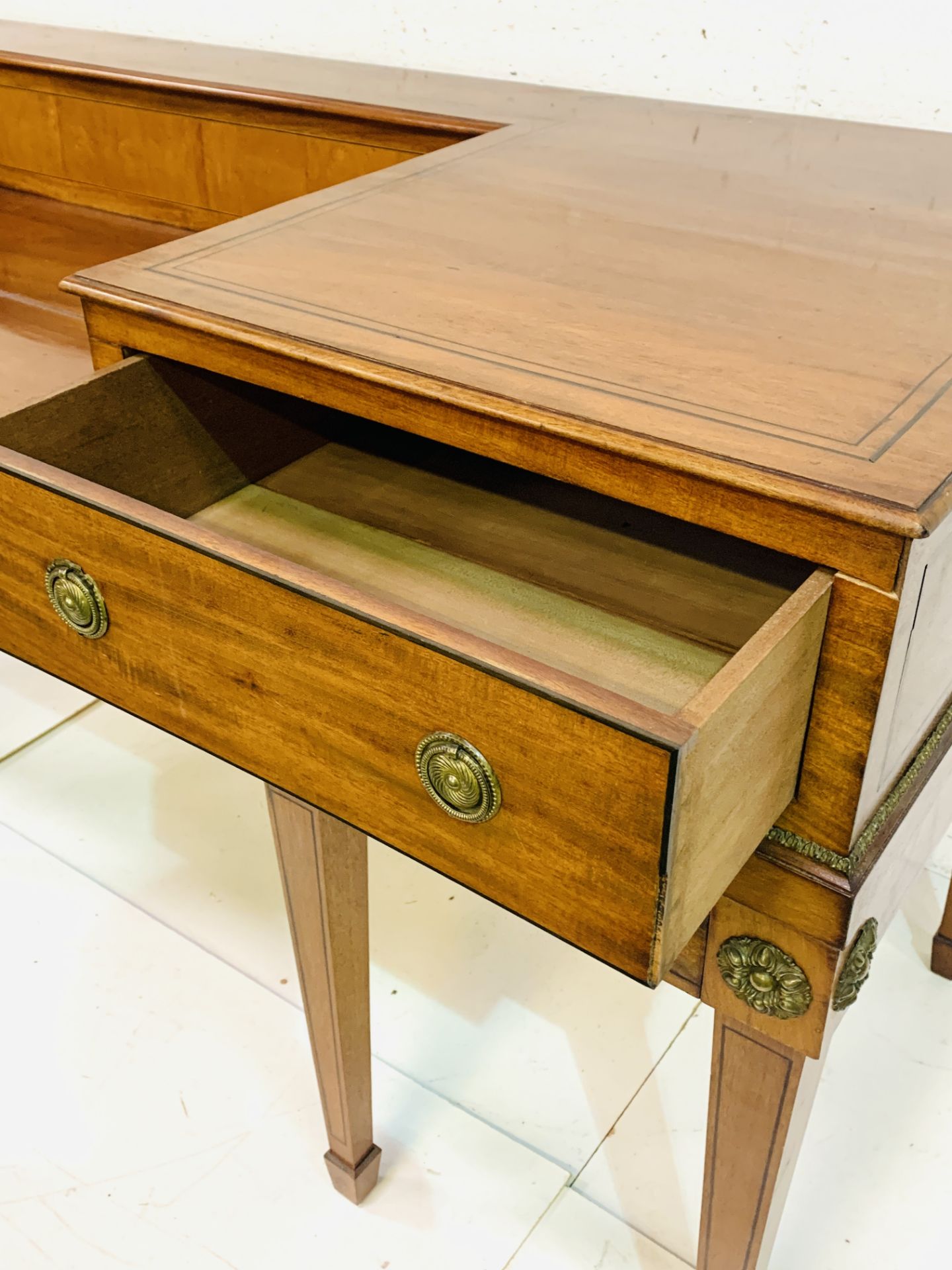 George III mahogany former spinnet later converted to a desk - Image 4 of 8