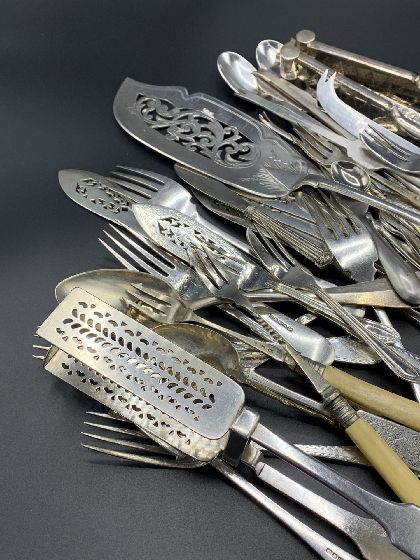 Quantity of various flatware - Image 3 of 3