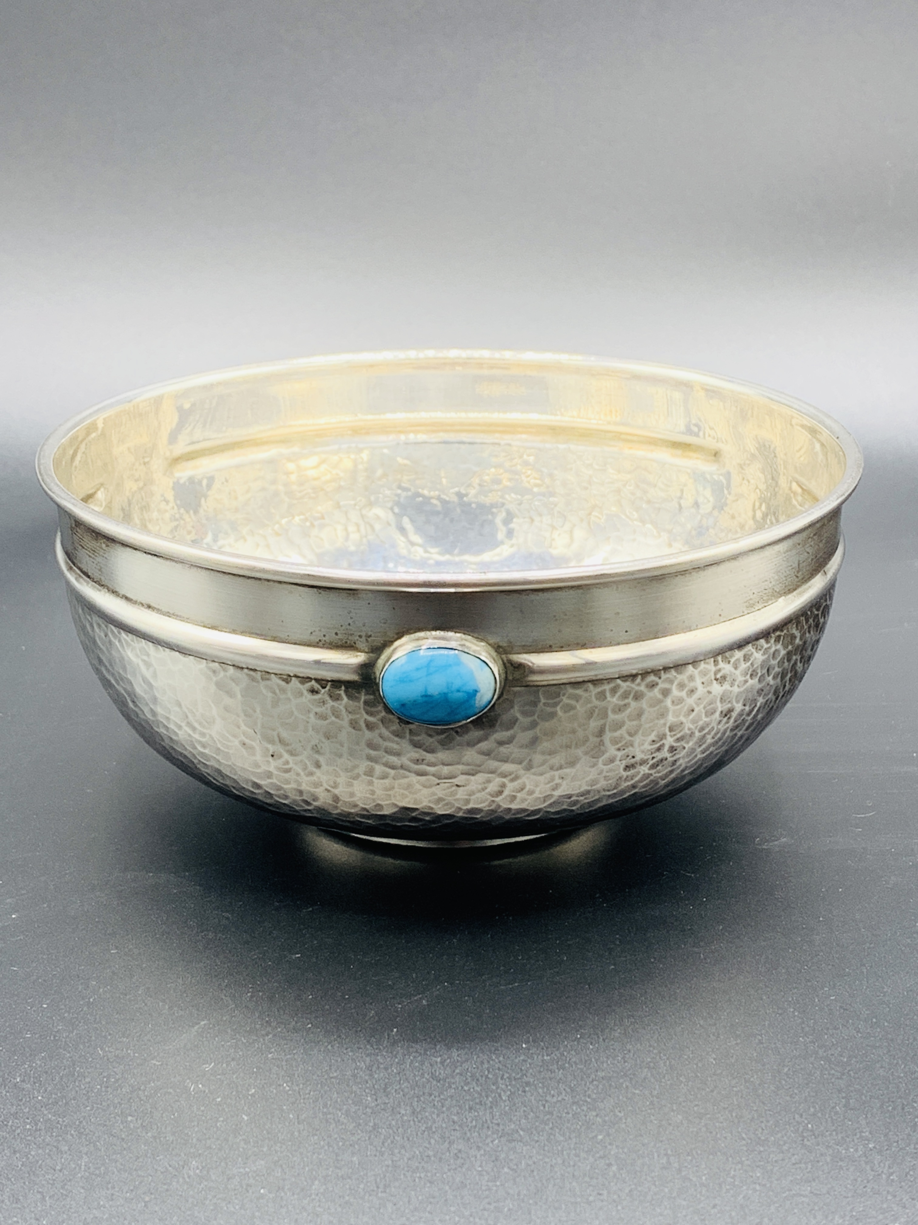 Hammered silver bowl with three blue cabochons to outside rim - Image 4 of 7