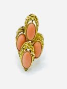 18ct gold 4 stone coral ring