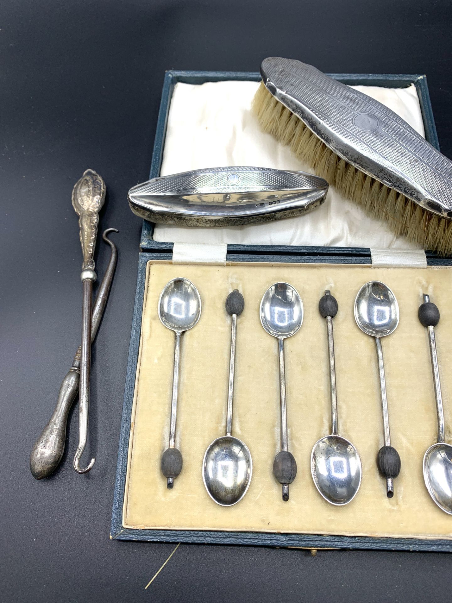 A quantity of hallmarked silver spoons and other items - Image 4 of 4