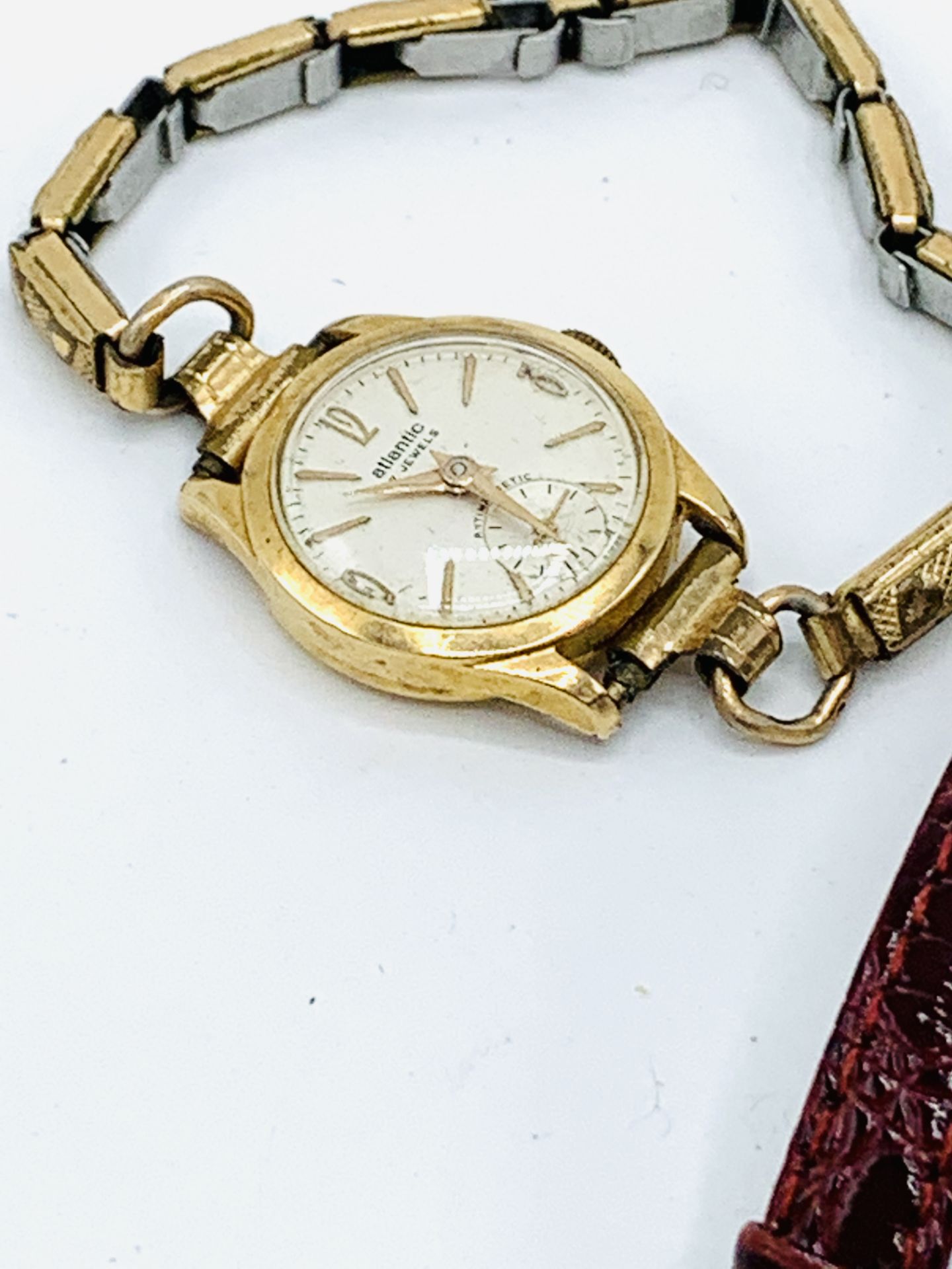 Atlantic' 18k gold cased wrist watch; 1930s 9ct gold cased wrist watch; 'Vertex' wrist watch - Image 9 of 10