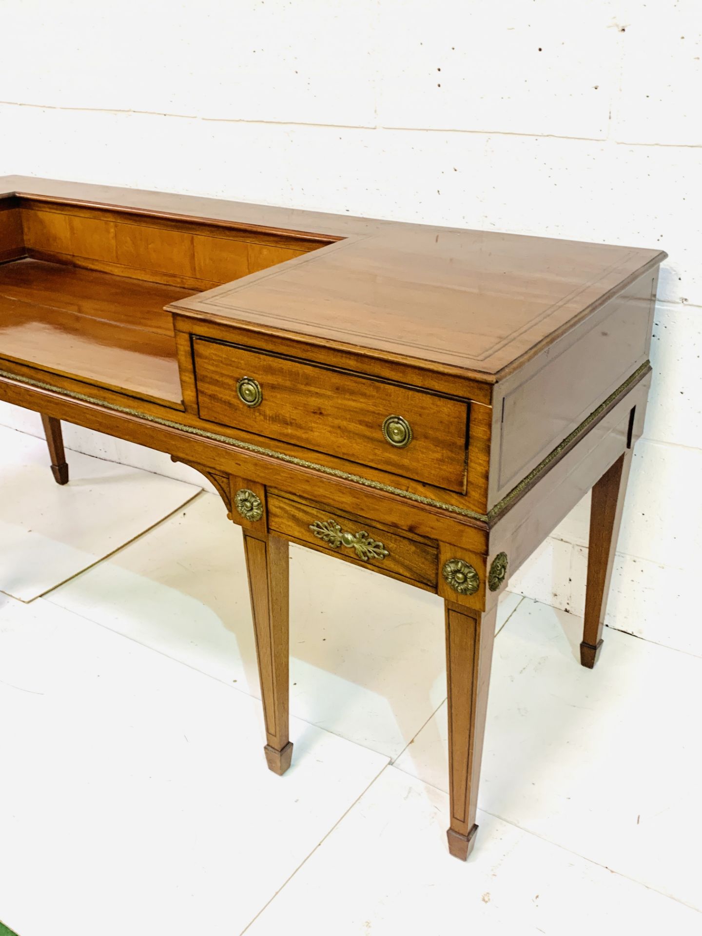 George III mahogany former spinnet later converted to a desk - Image 3 of 8