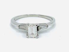 18ct white gold Art Deco style diamond ring
