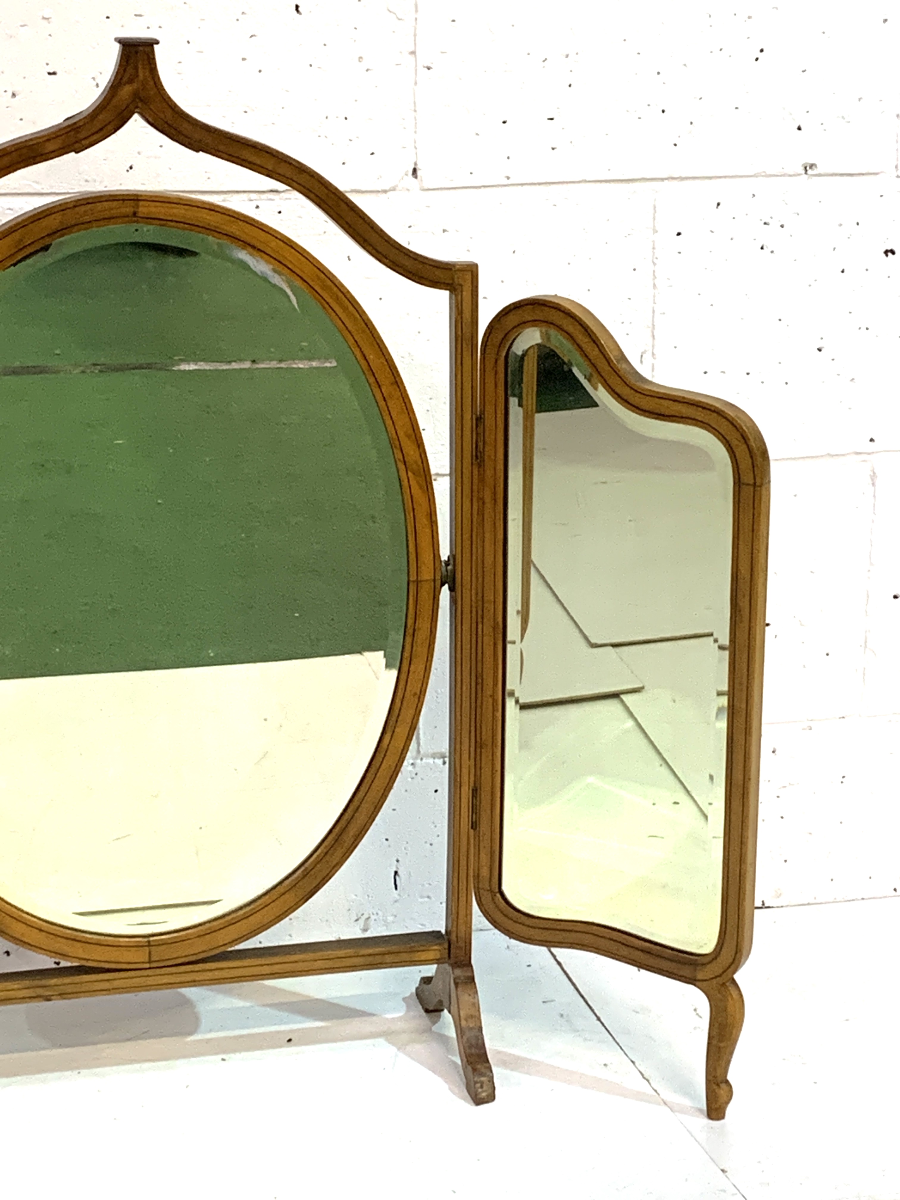 Mahogany framed triple toilet mirror - Image 3 of 6