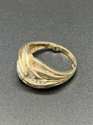 Large 9ct gold ring