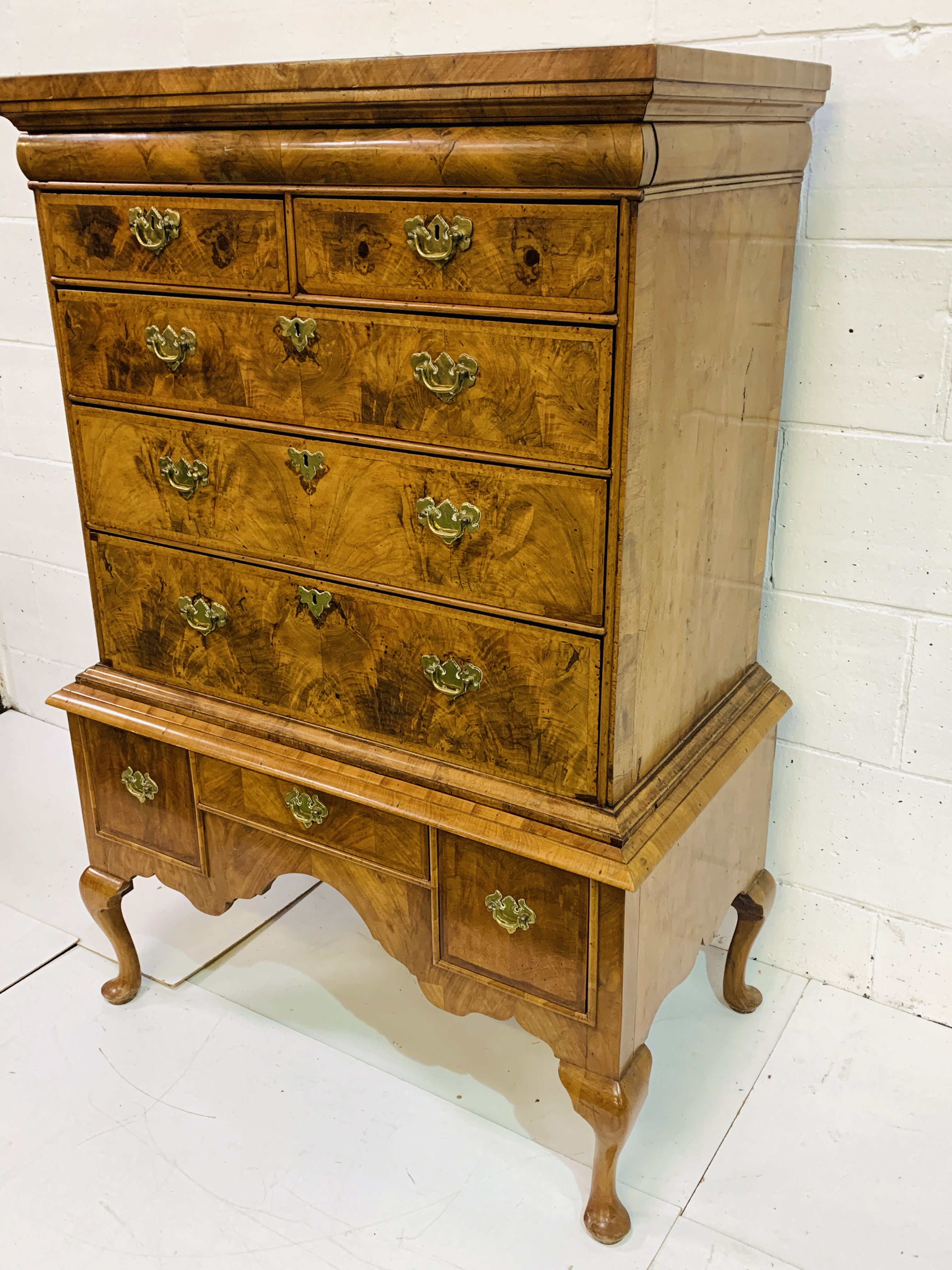 Walnut veneer chest - Image 3 of 10