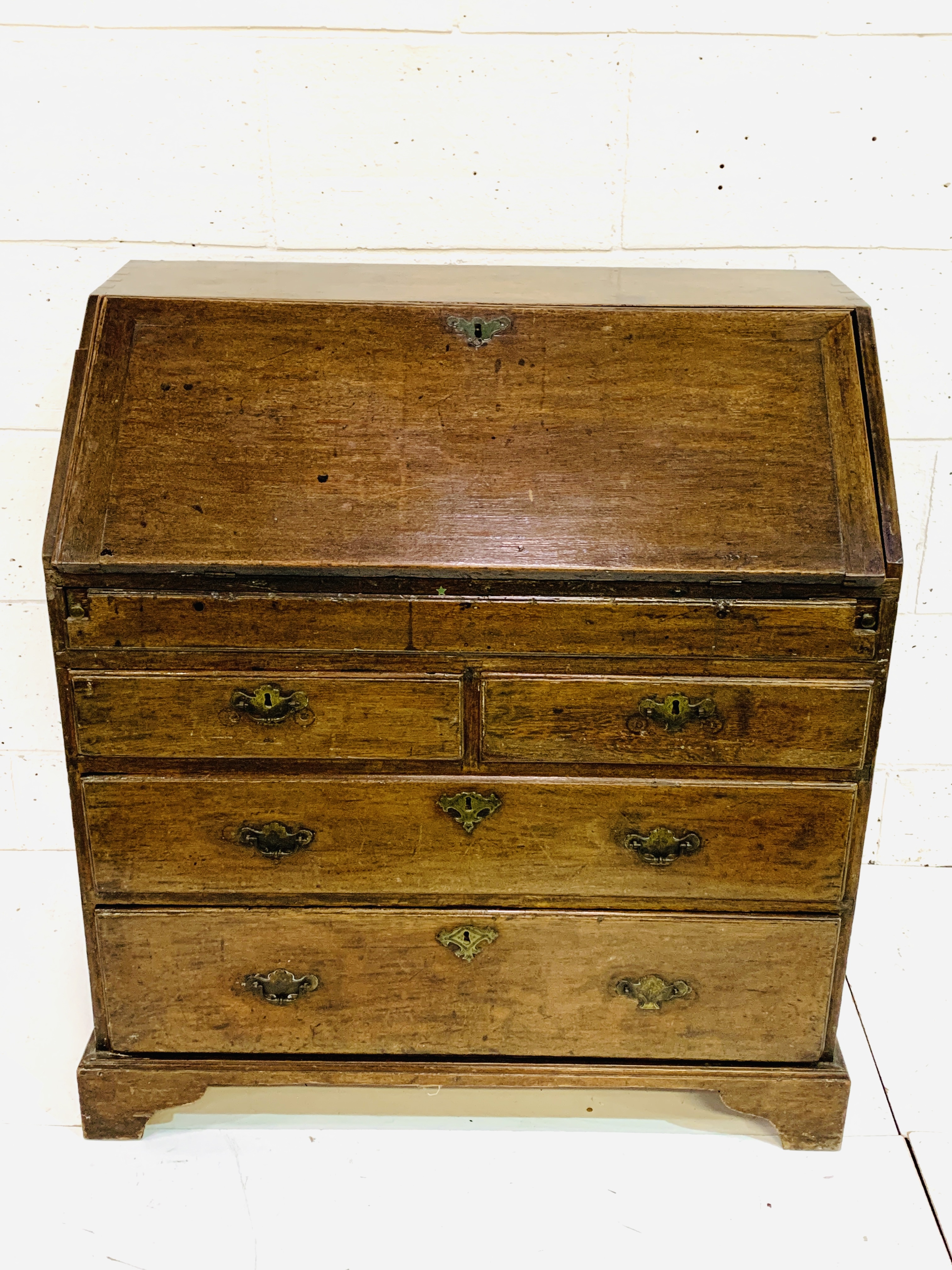 Georgian oak bureau