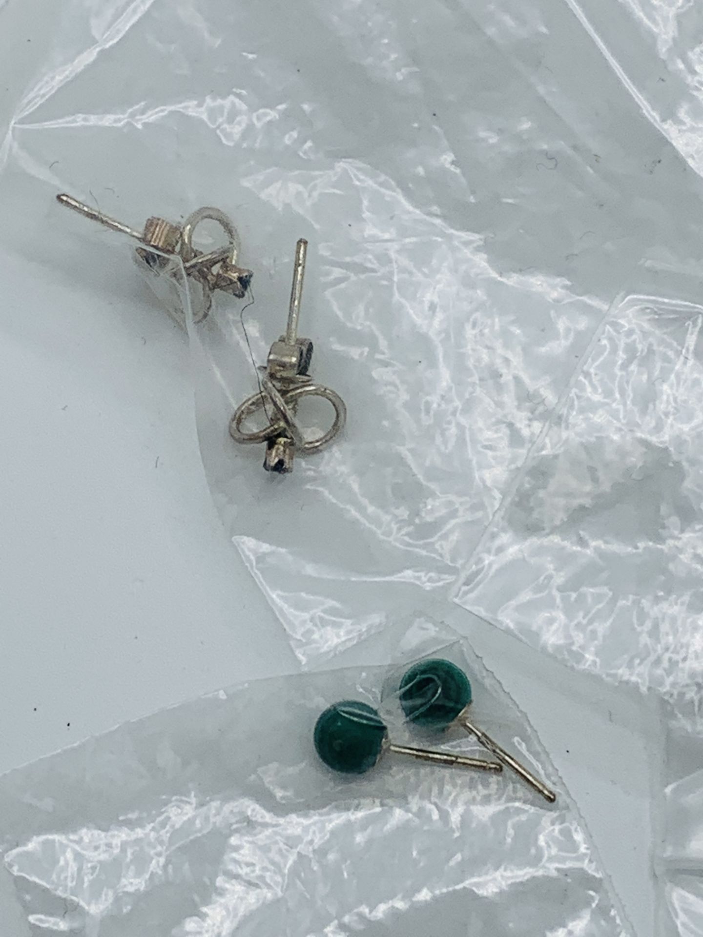 Fifteen pairs of earrings, some hallmarked silver - Image 6 of 7