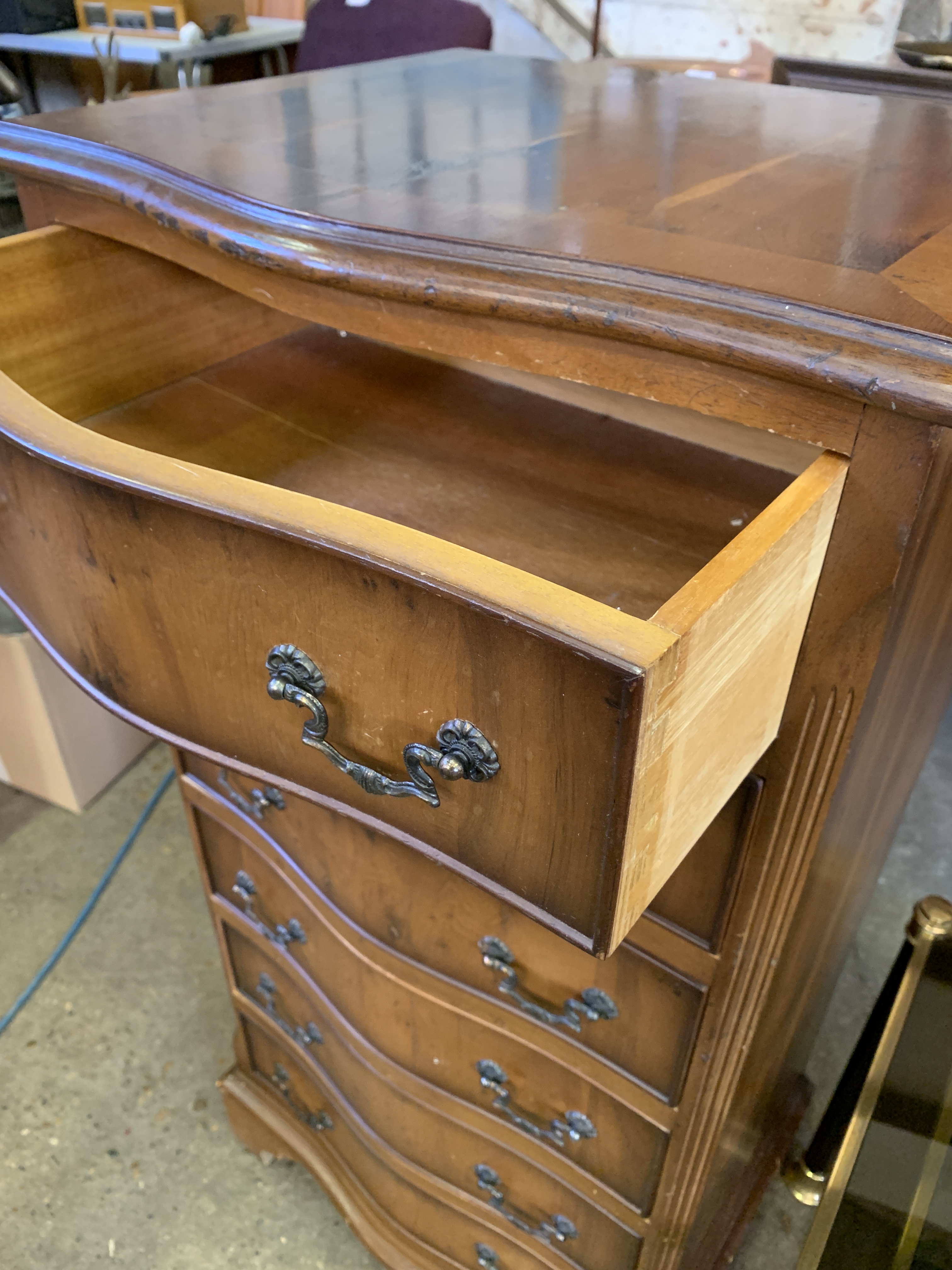 Yew wood bow fronted chest of six drawers with brass handles. - Image 2 of 4