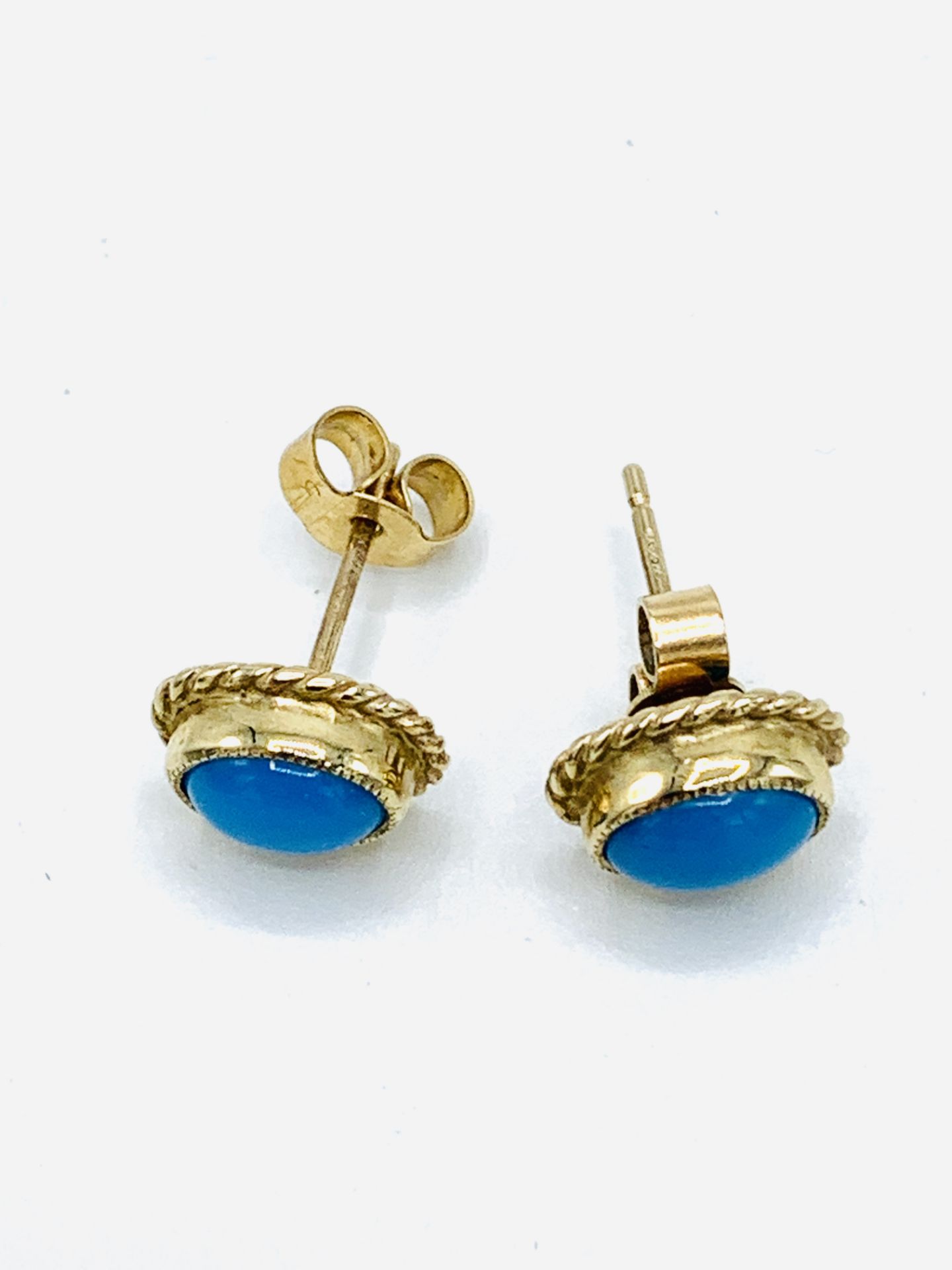 Gold coloured earrings with turquoise centre stone. Estimate £10-20. - Image 2 of 2